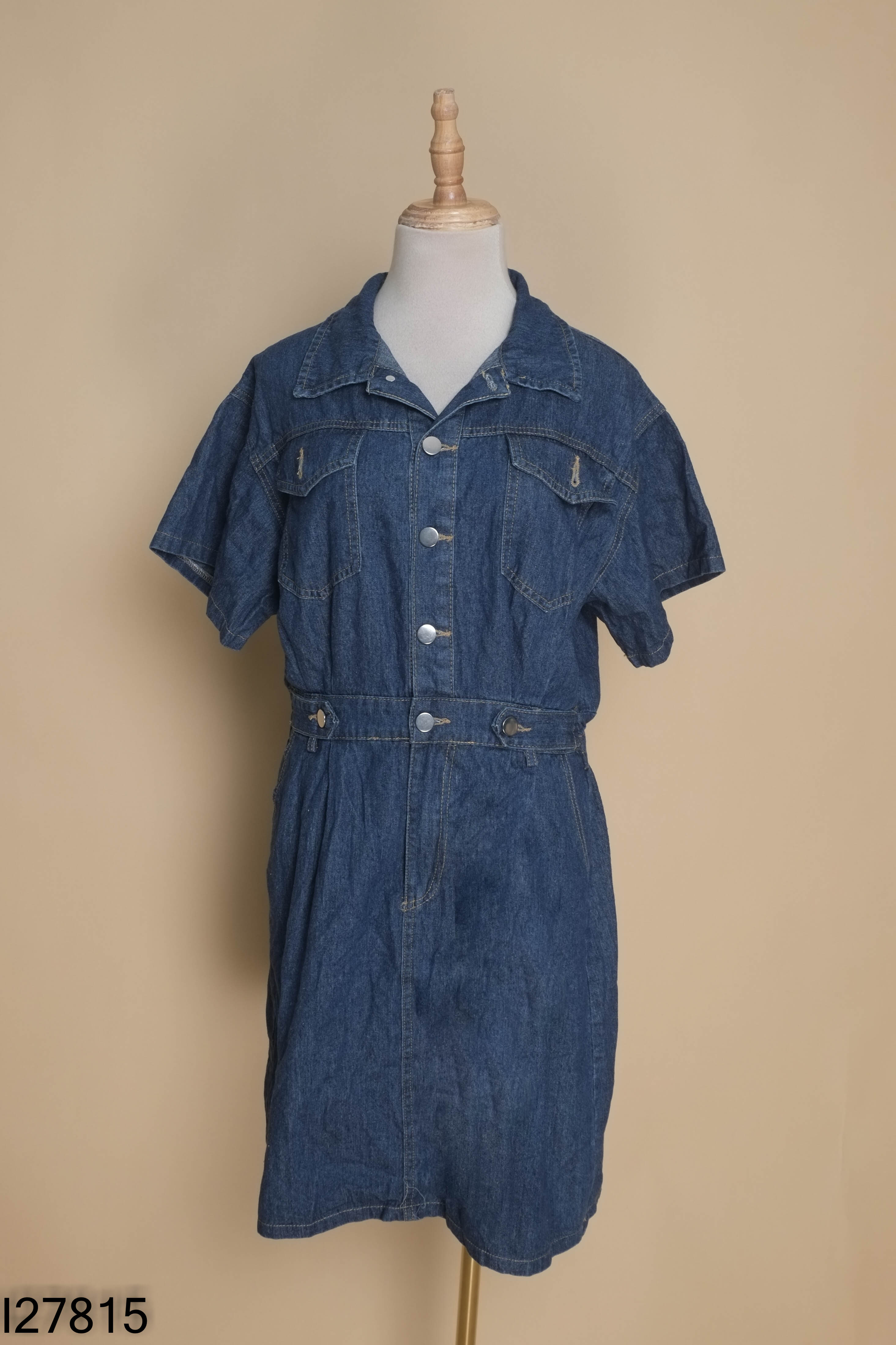 Váy jeans xanh túi ngực