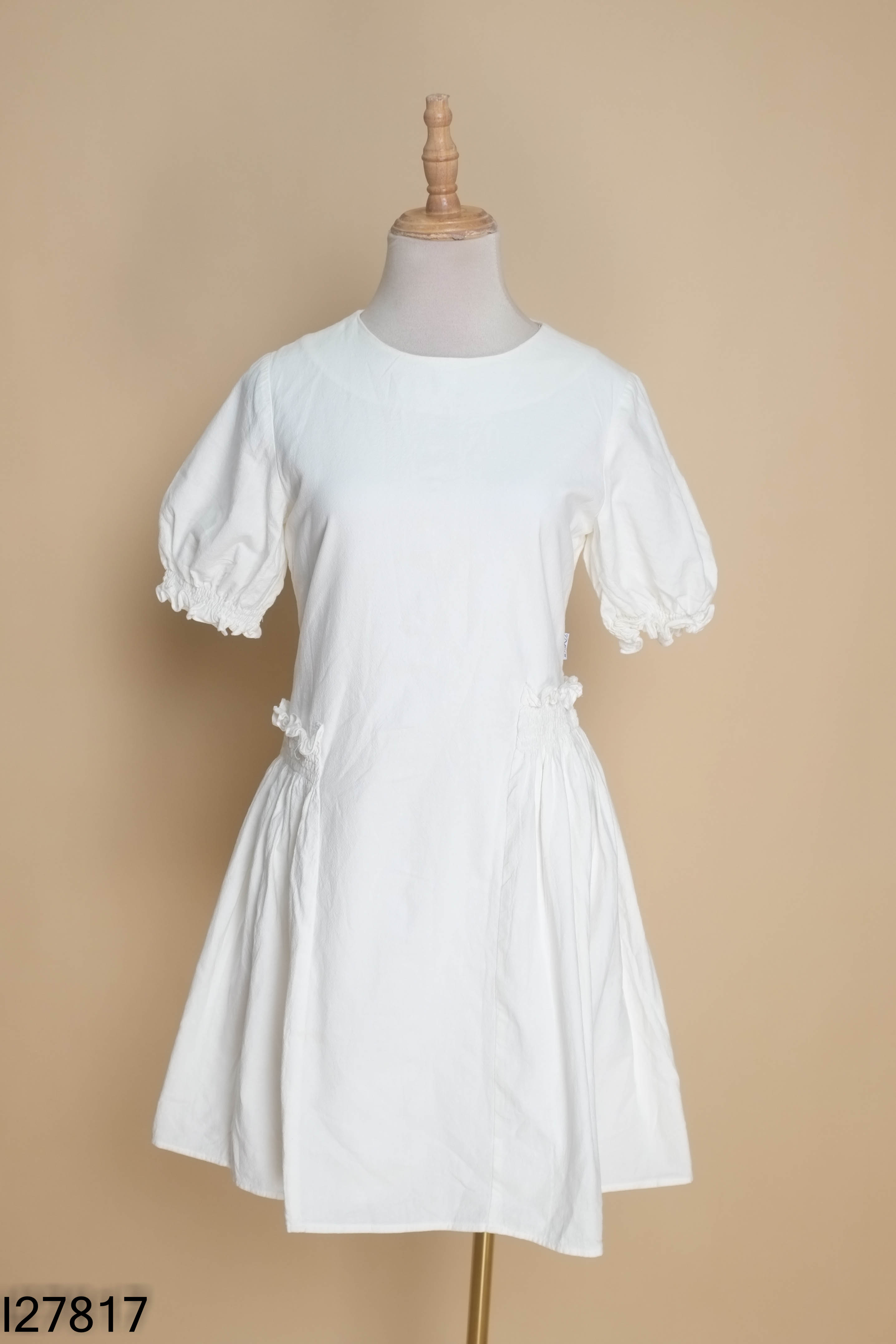 Váy be trơn cổ tròn 92WEAR