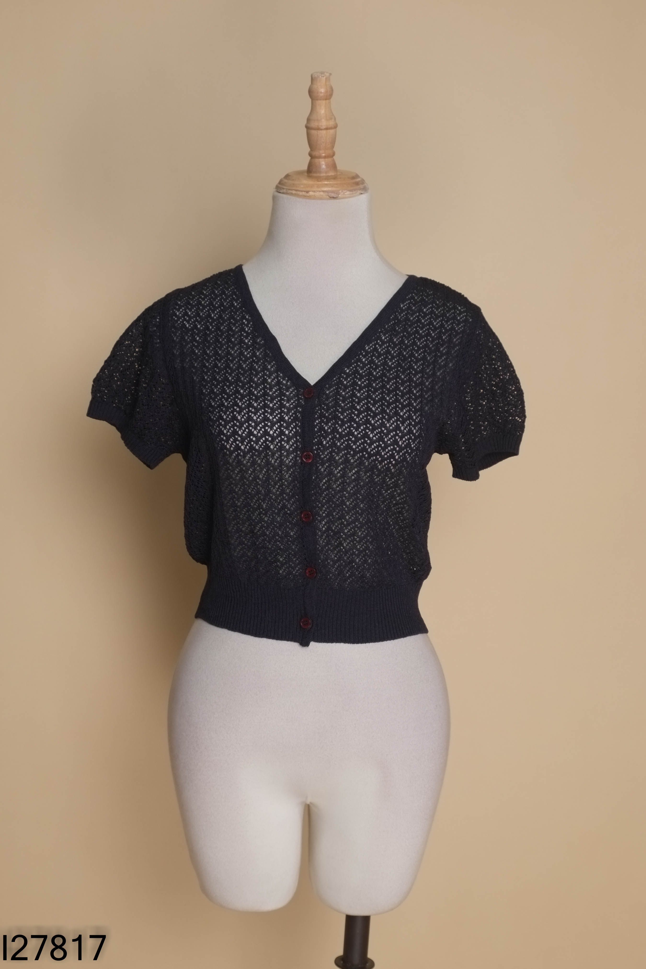 Áo cardigan ren xanh ANTHEM