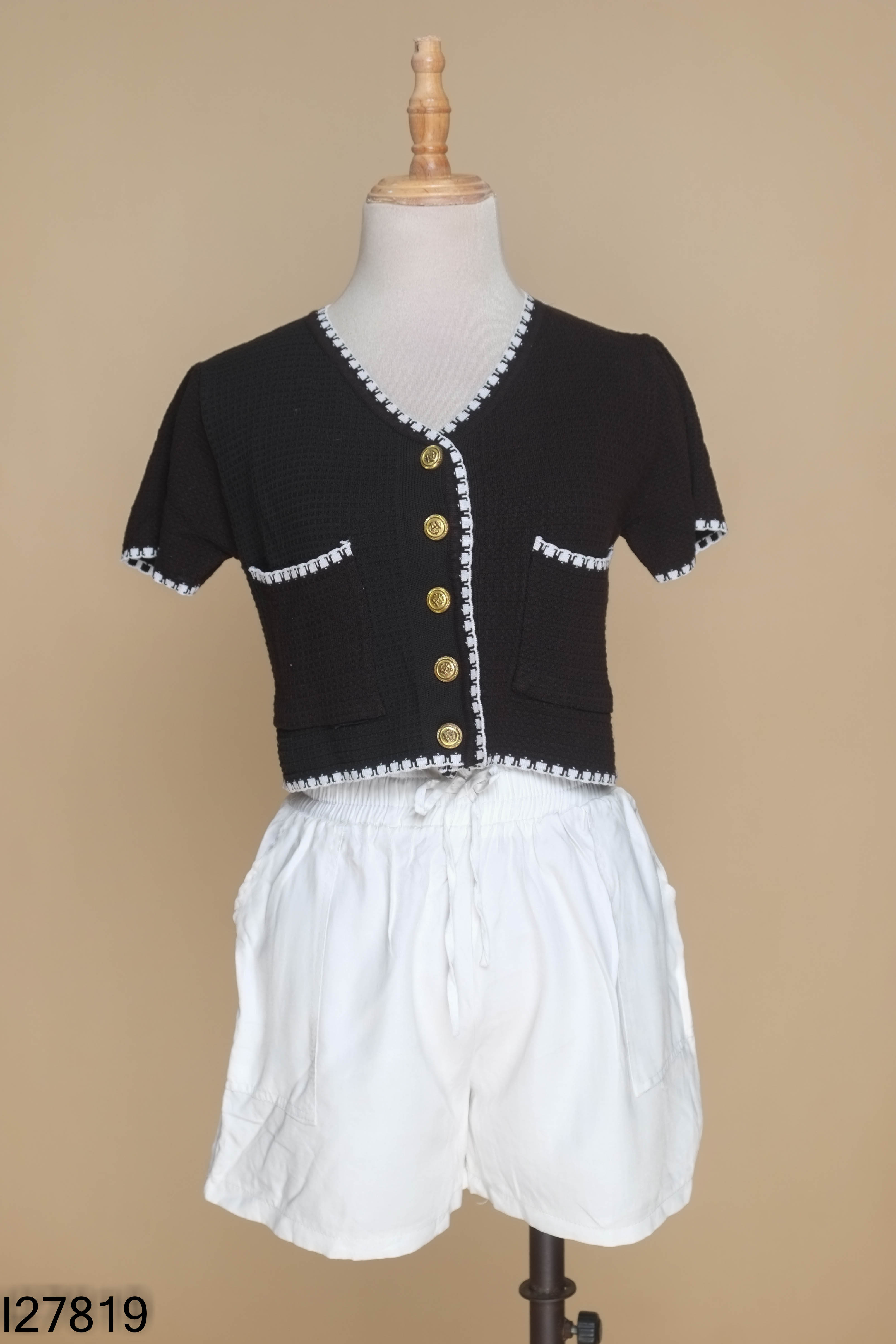 Set đen cúc đồng+quần