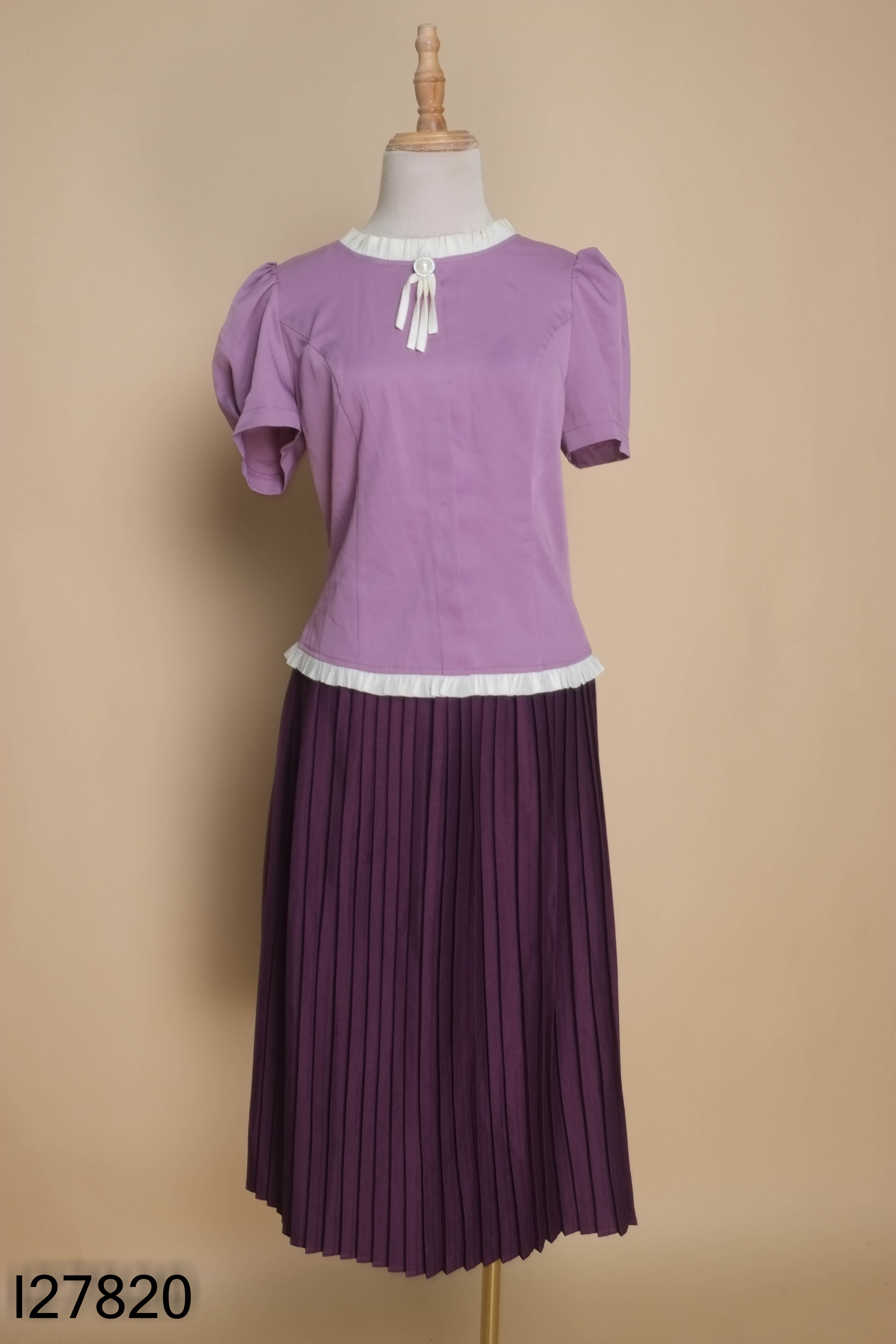 Set tím+váy xếp li LEO'S WEARING
