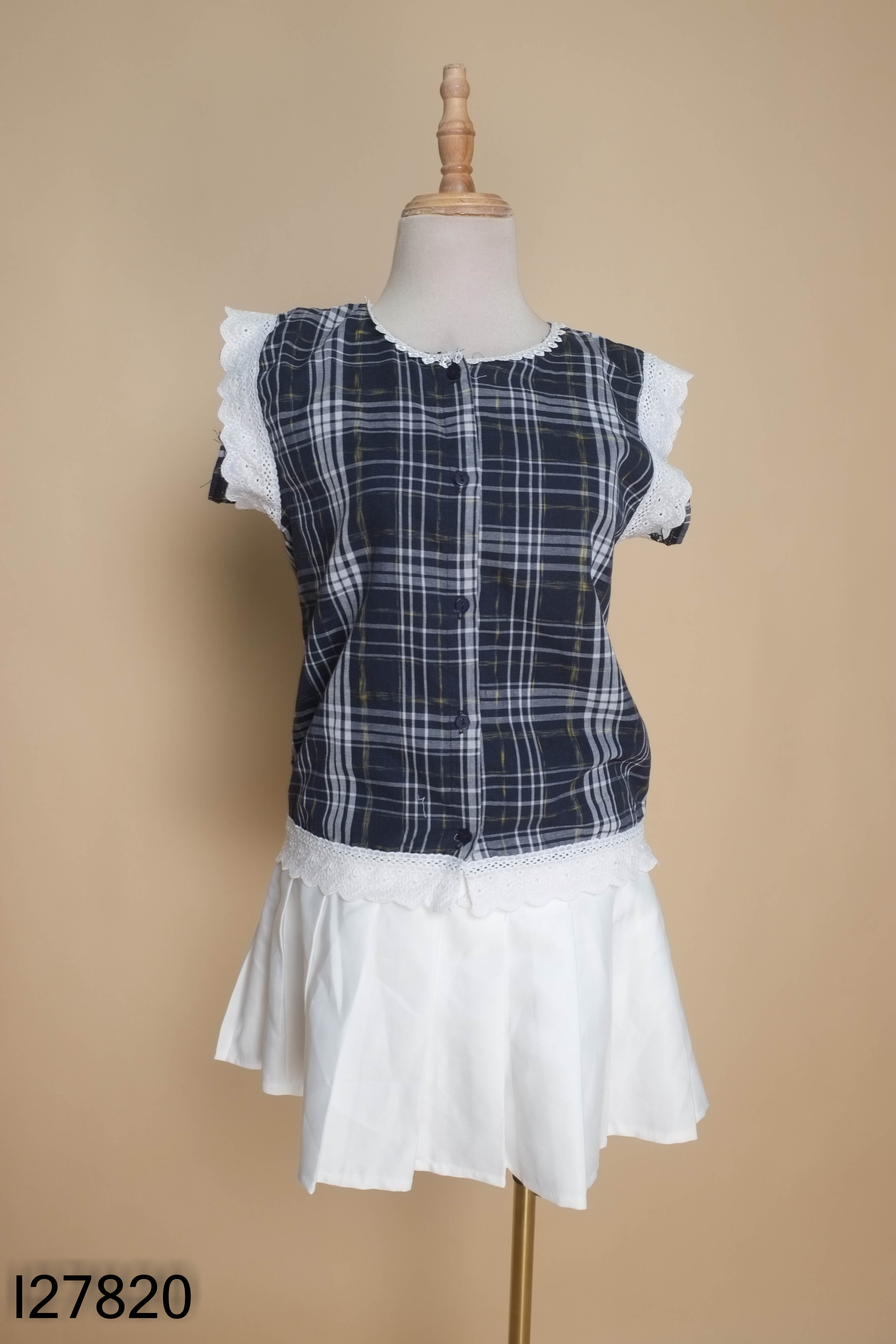 Set xanh kẻ+váy xếp li