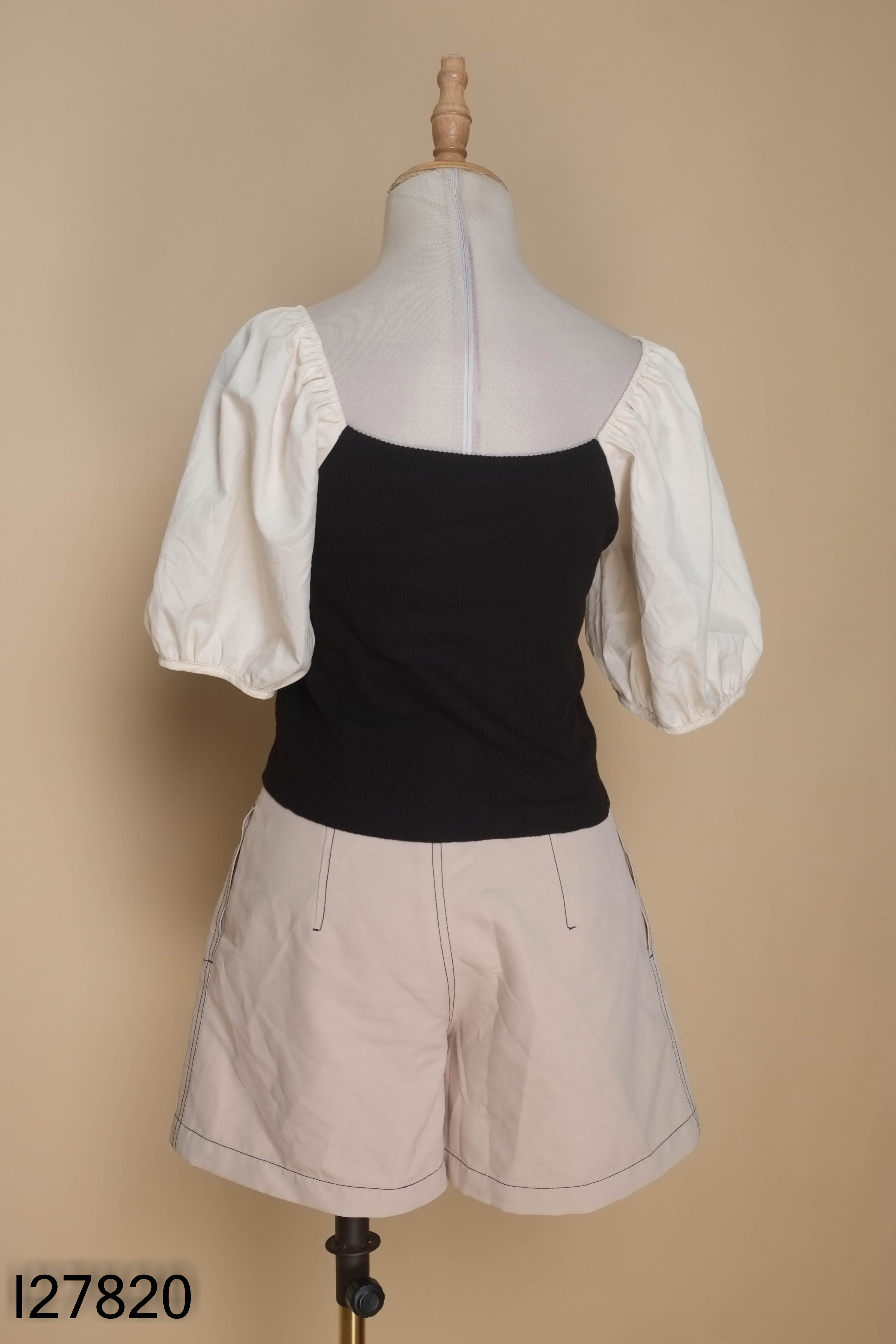 Set đen tay bồng+quần