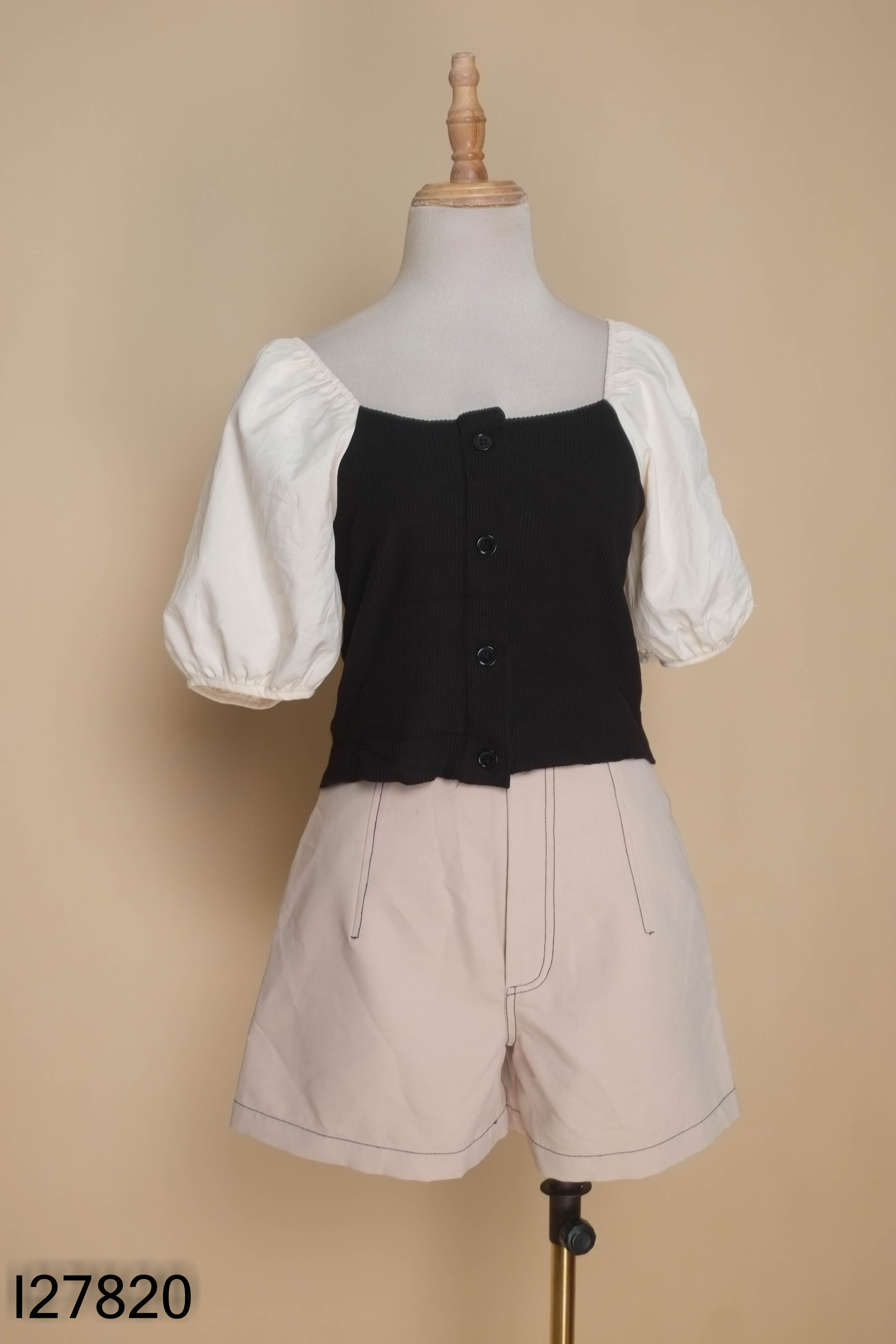 Set đen tay bồng+quần