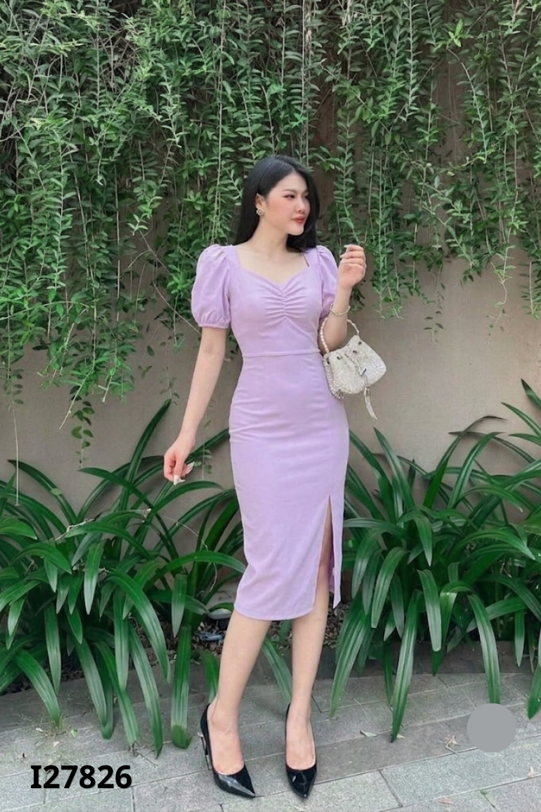 Váy tím rúm ngực xẻ tà