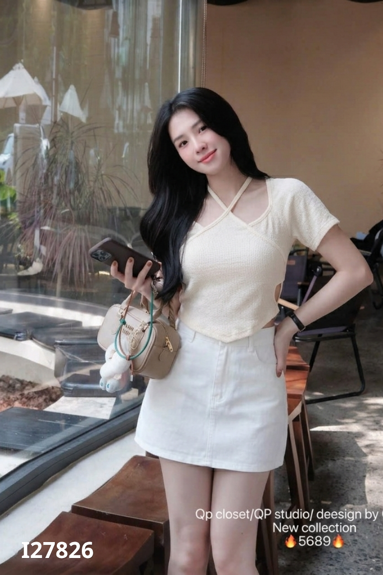 SET áo be ngắn+ chan váy jeans trắng