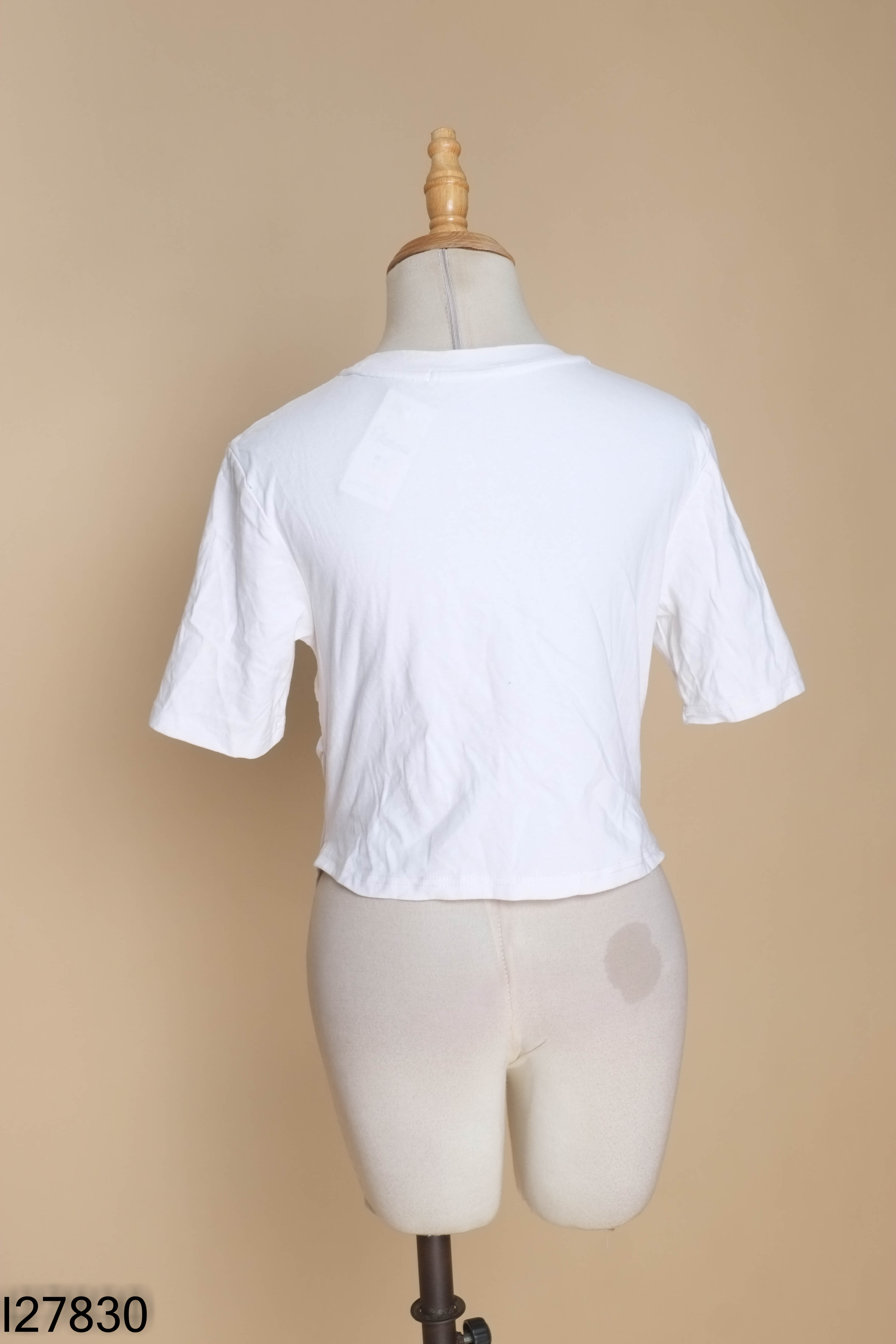 Áo thun crotop trắng UVY