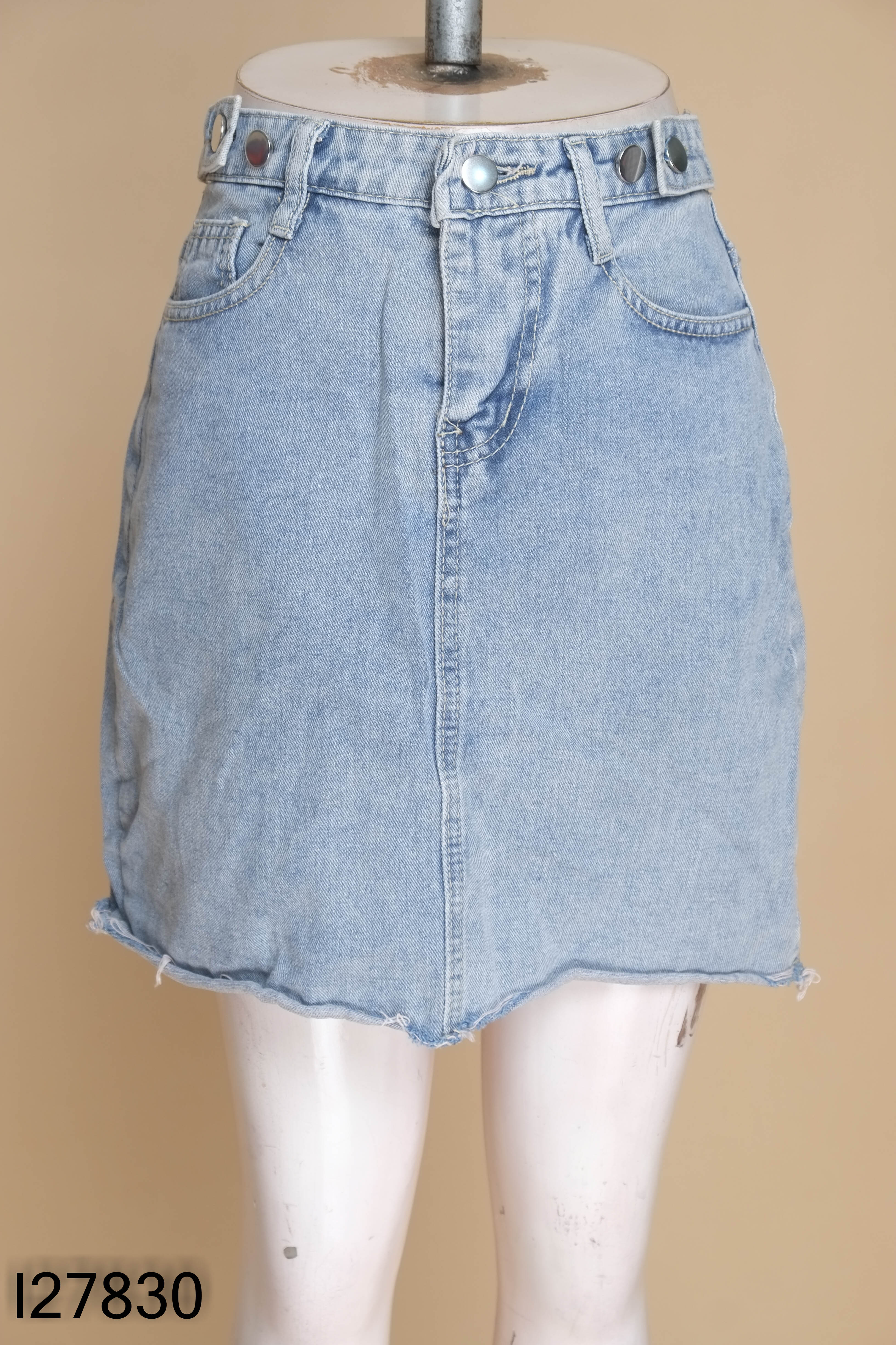 Chân váy jeans xanh