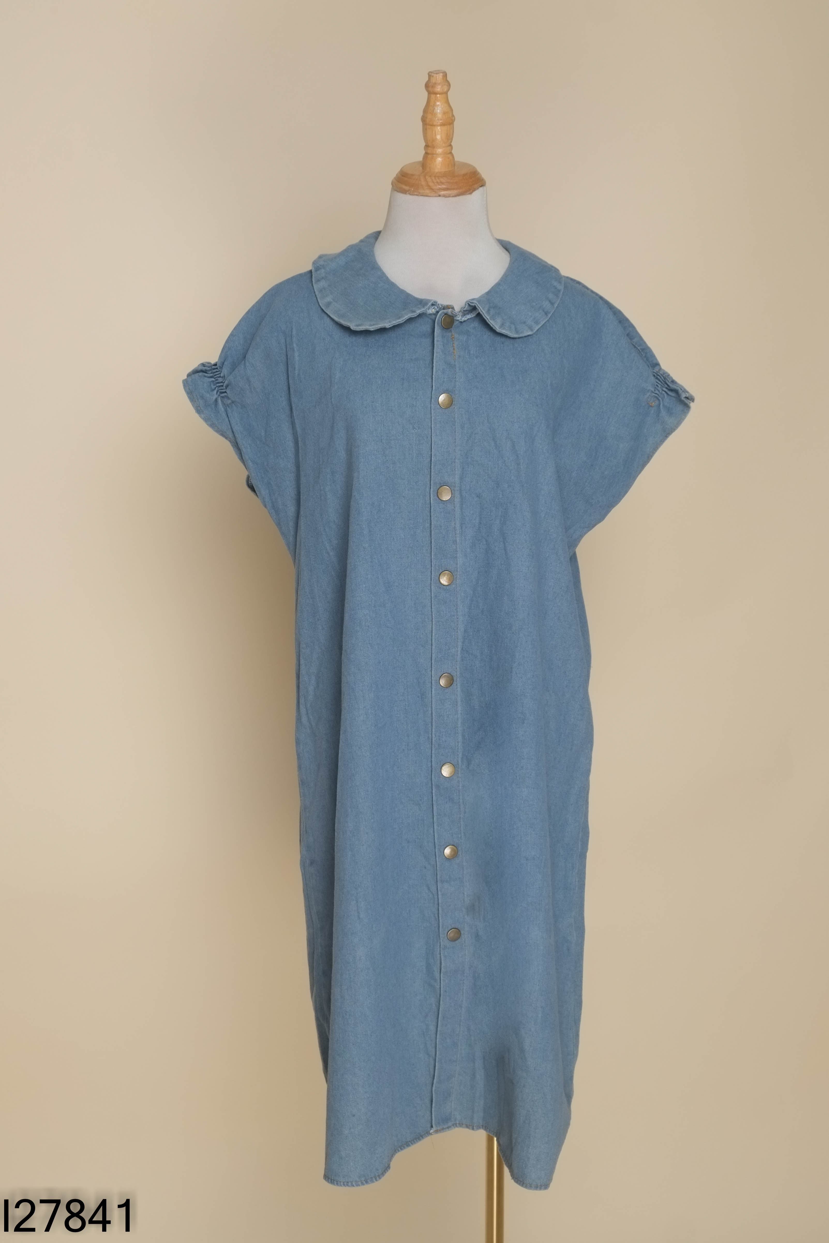Váy jean xanh cổ bèo