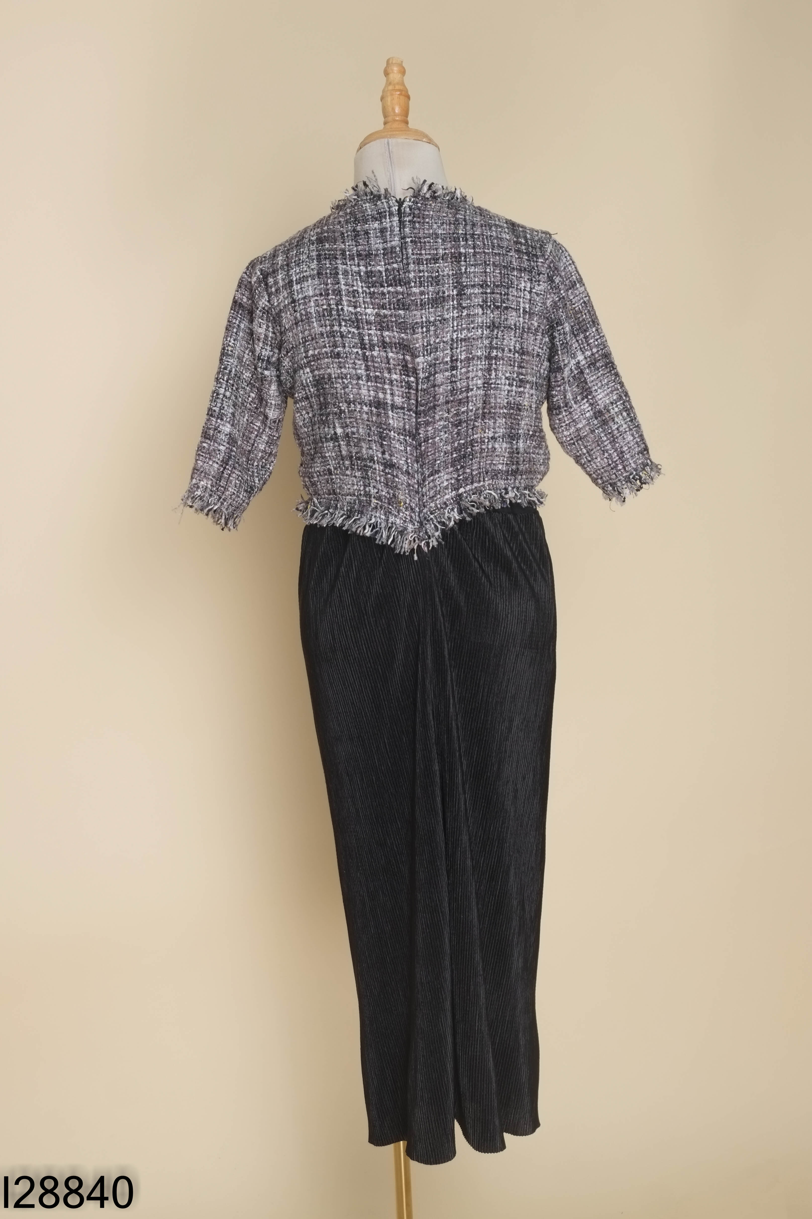 Váy H'ALLURE dạ tweed đen phối xám