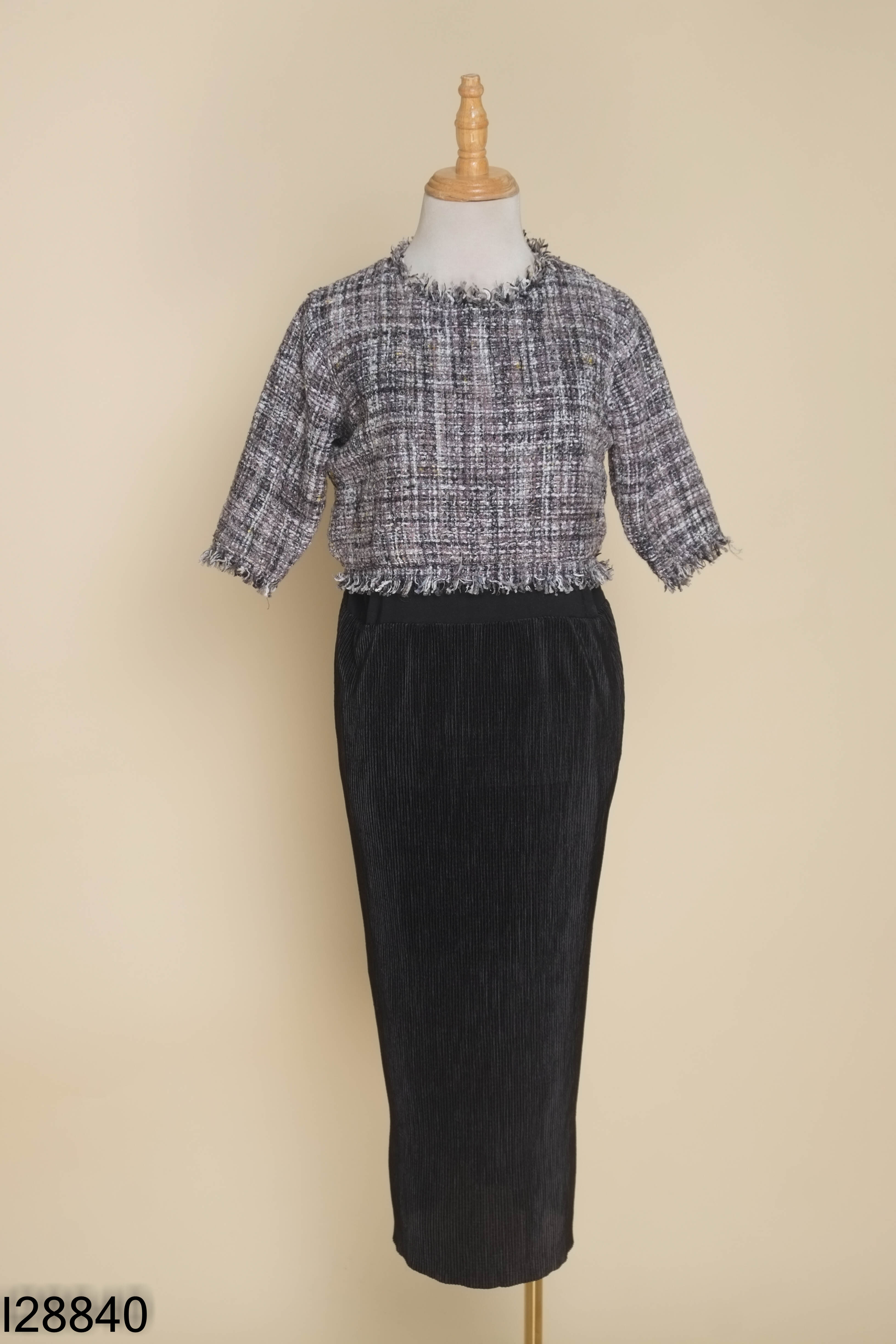 Váy H'ALLURE dạ tweed đen phối xám
