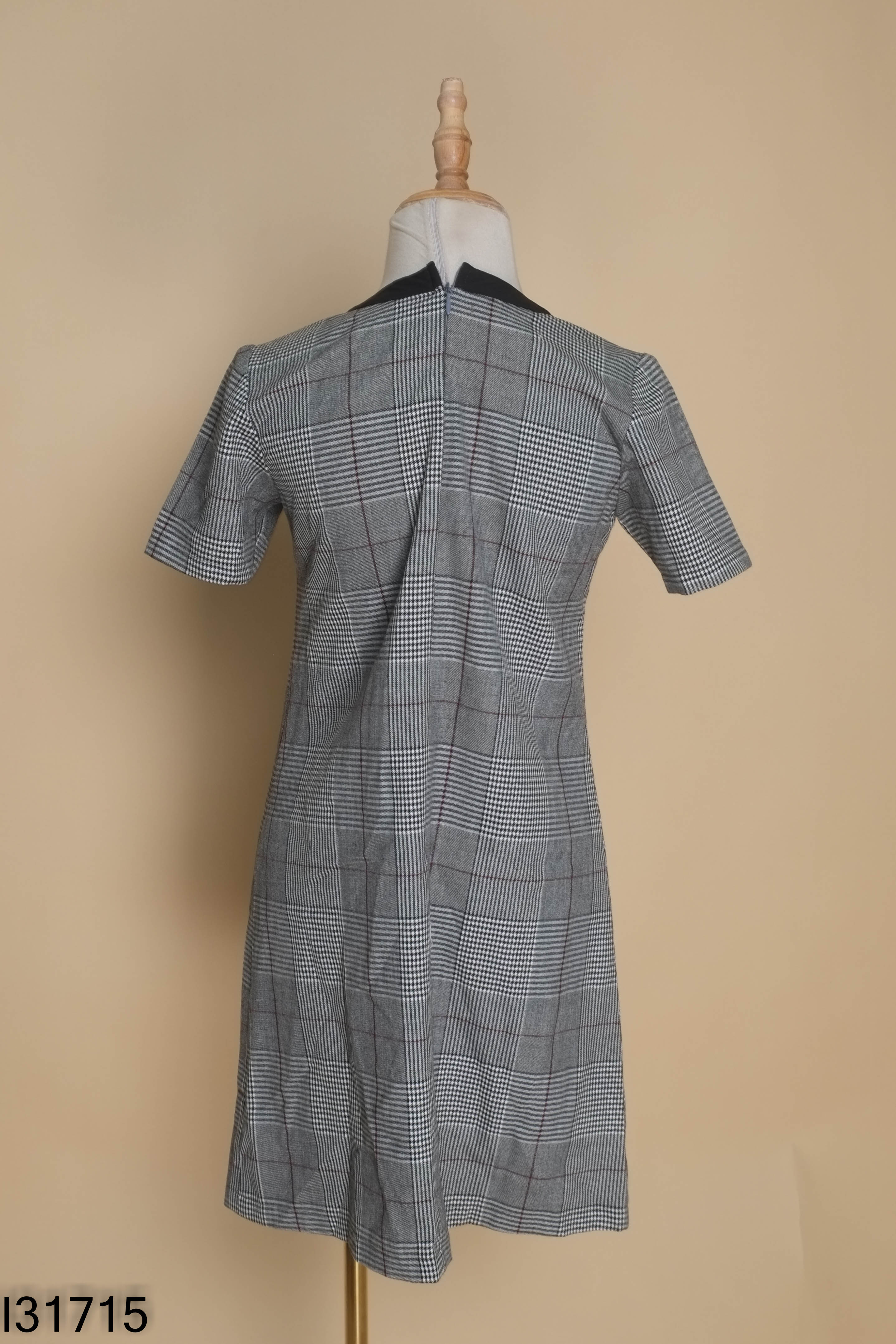 Váy dạ ghi kẻ FASHION