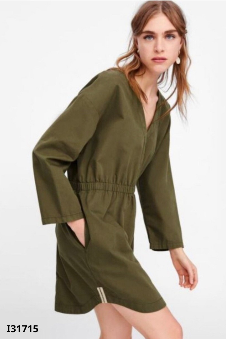 Váy ZARA xanh cổ tim