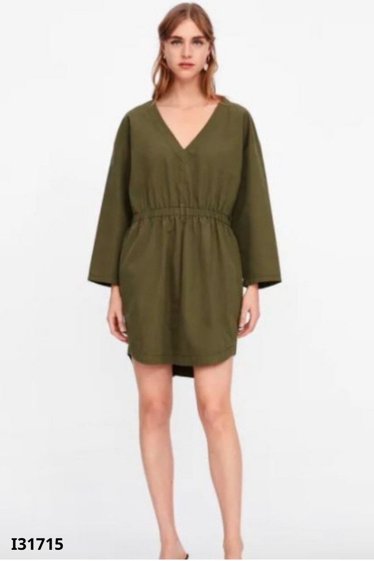 Váy ZARA xanh cổ tim