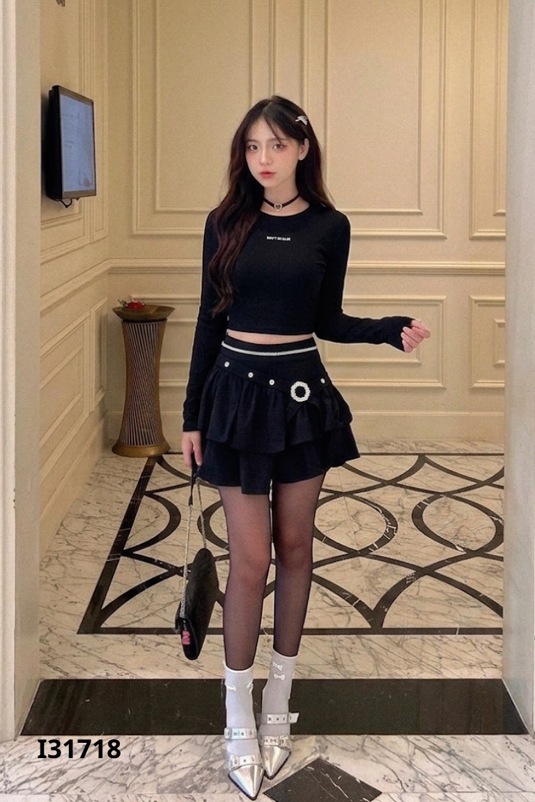 Áo crotop đen OOPS GIRLS