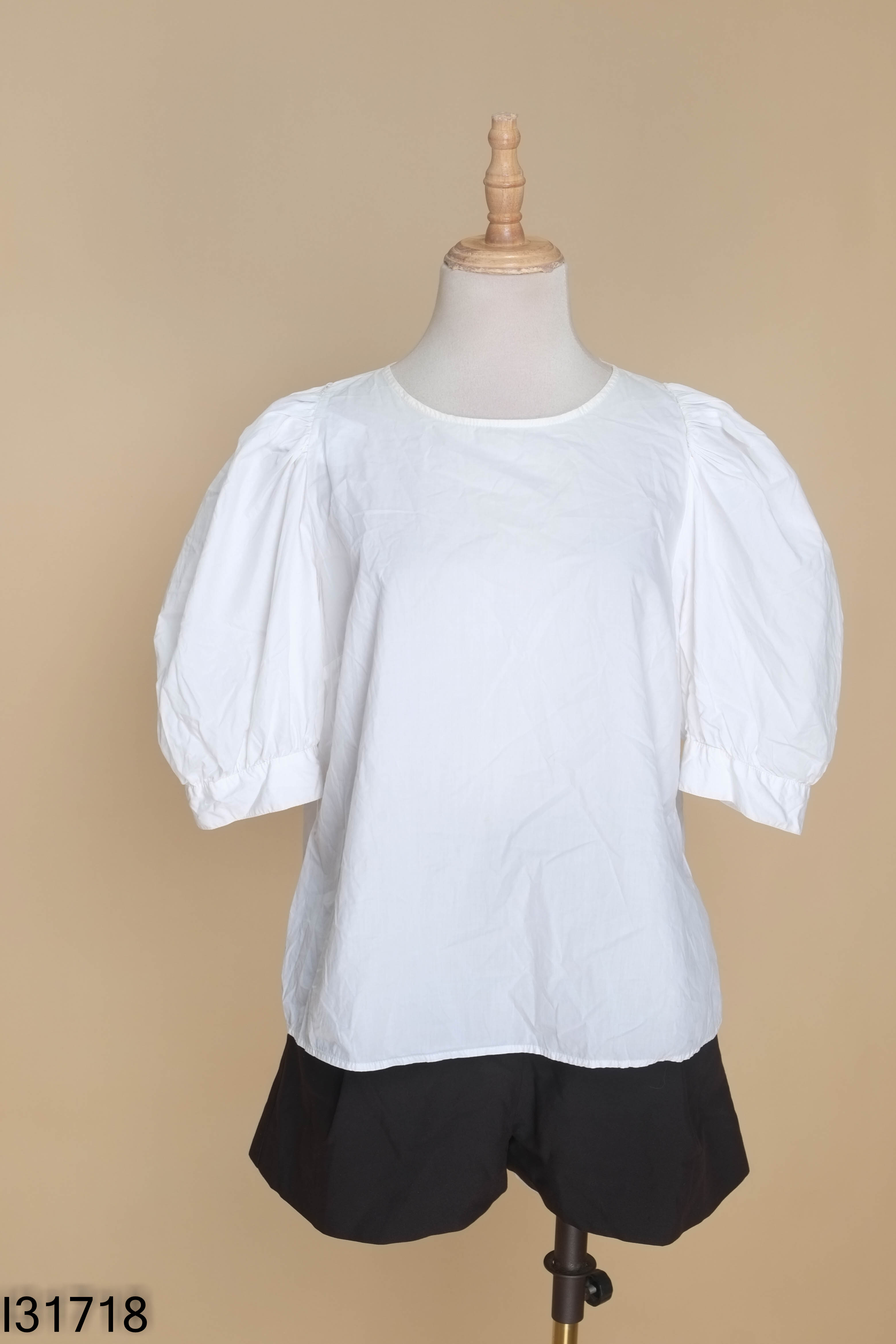 Set thô áo trắng+quần đen GOYI