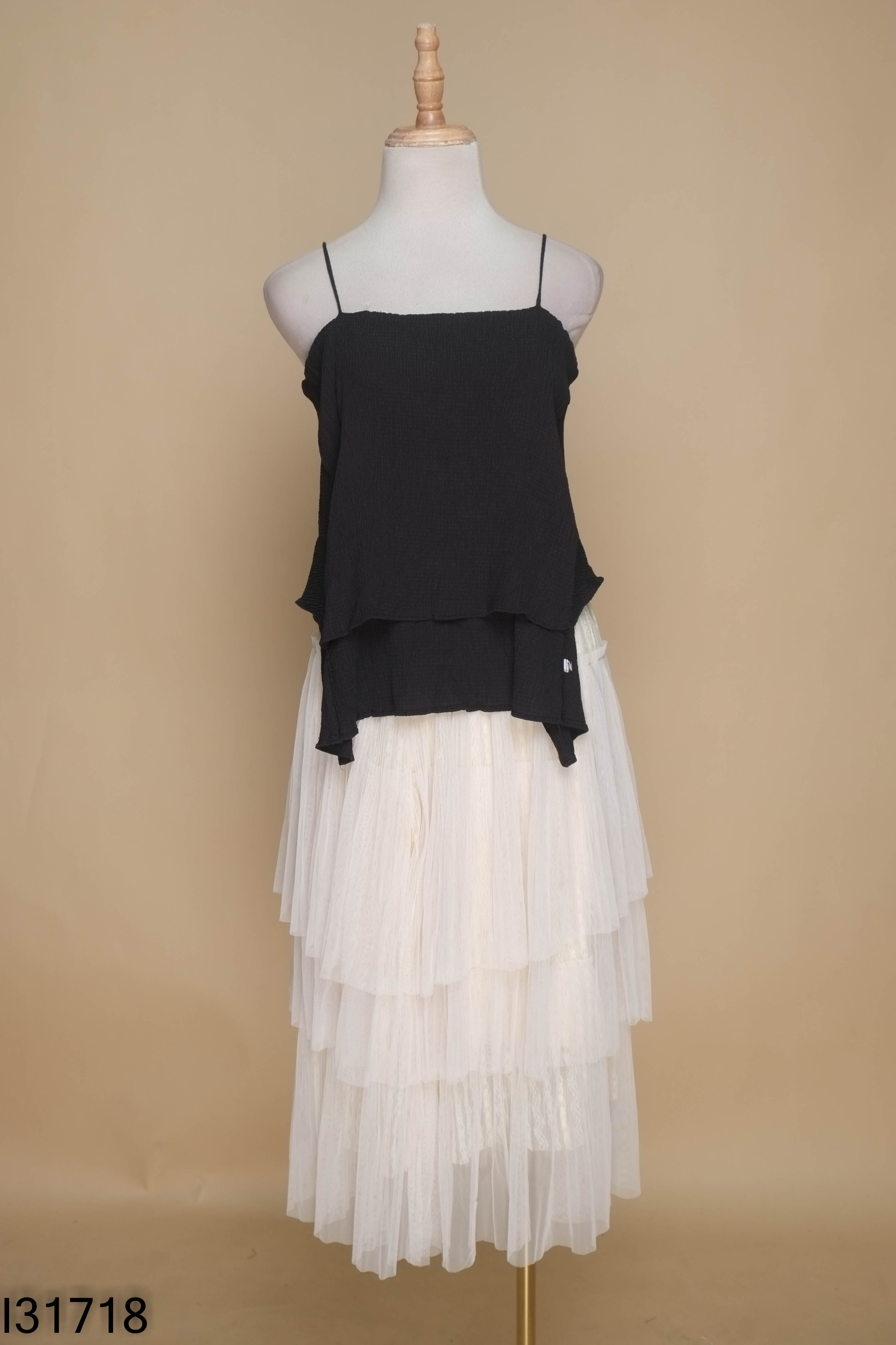 Set bộ đen+váy ren