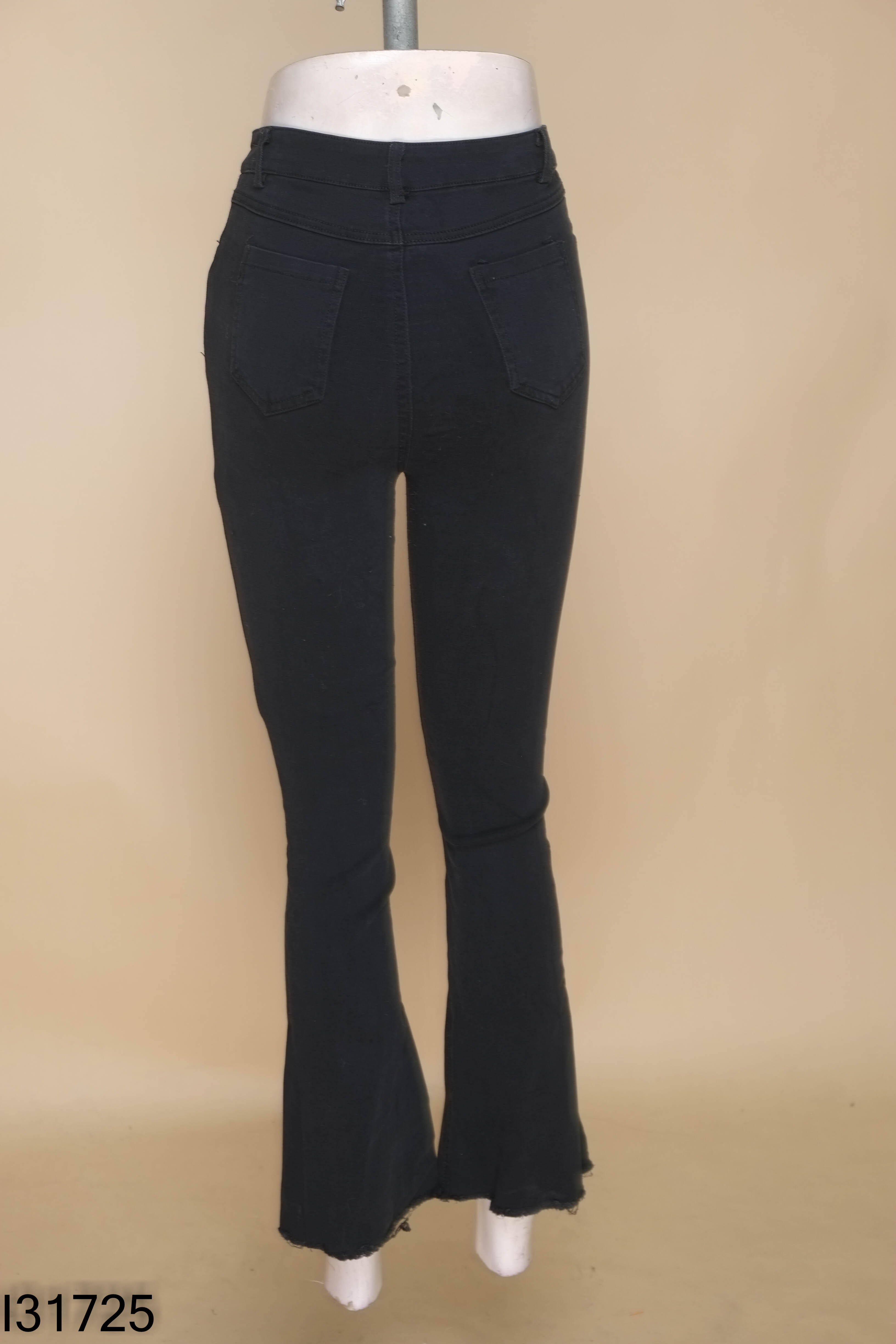 Quần jeans đen S.P.G ống loe