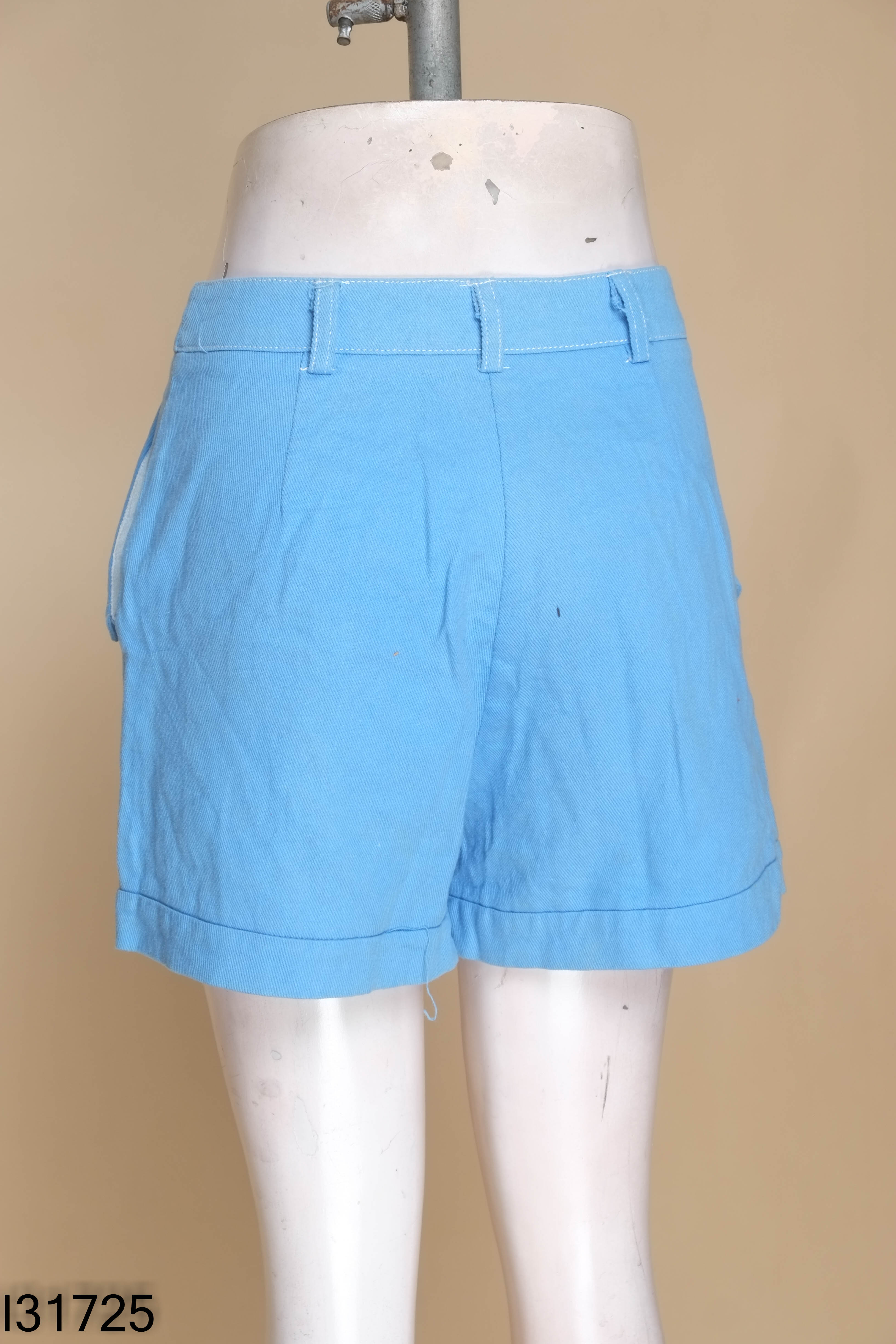 Quần shorts jeans xanh