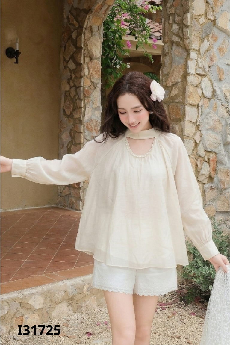 Áo sơ mi voan be cổ đính ngọc