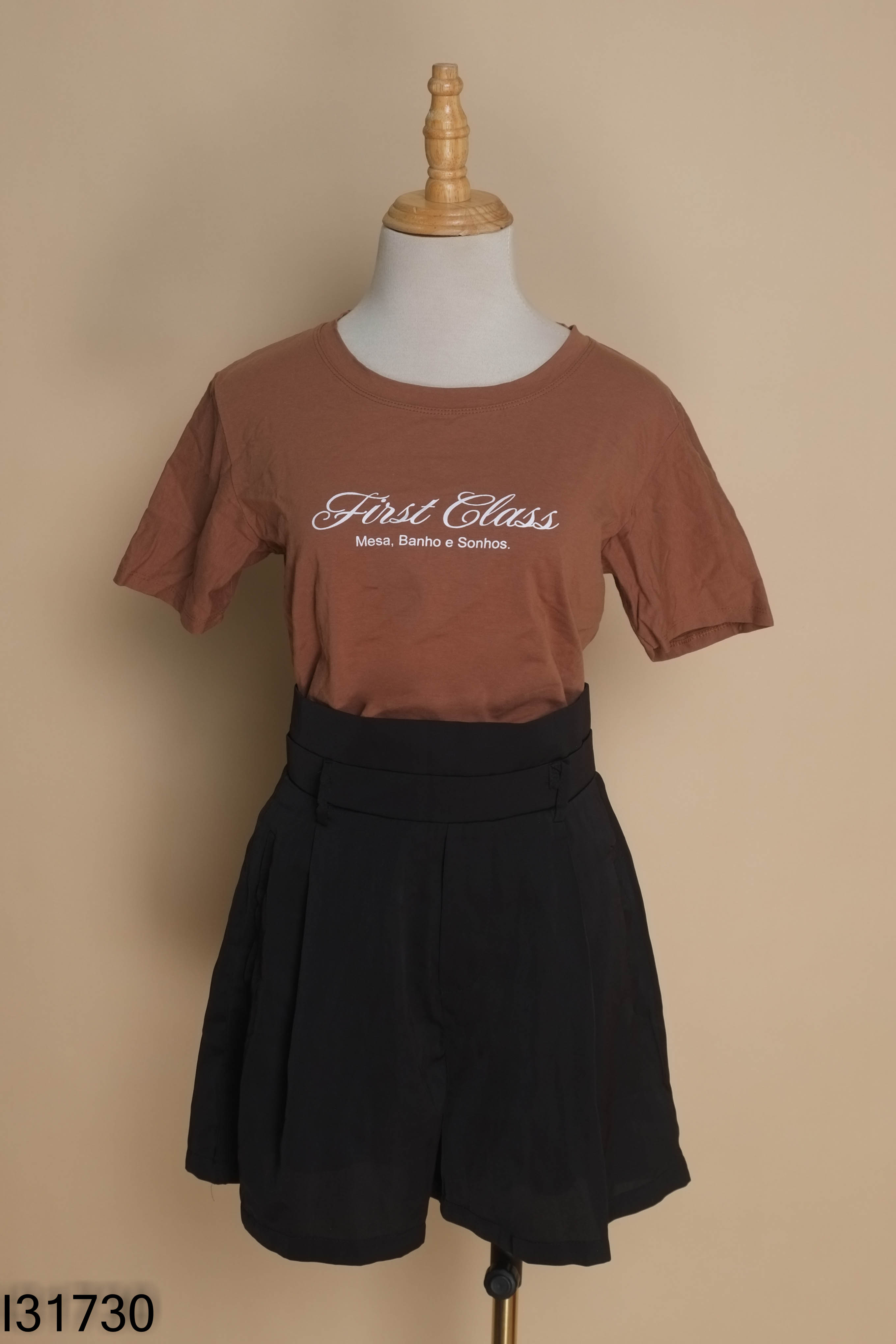 Set áo nâu+quần shorts đen
