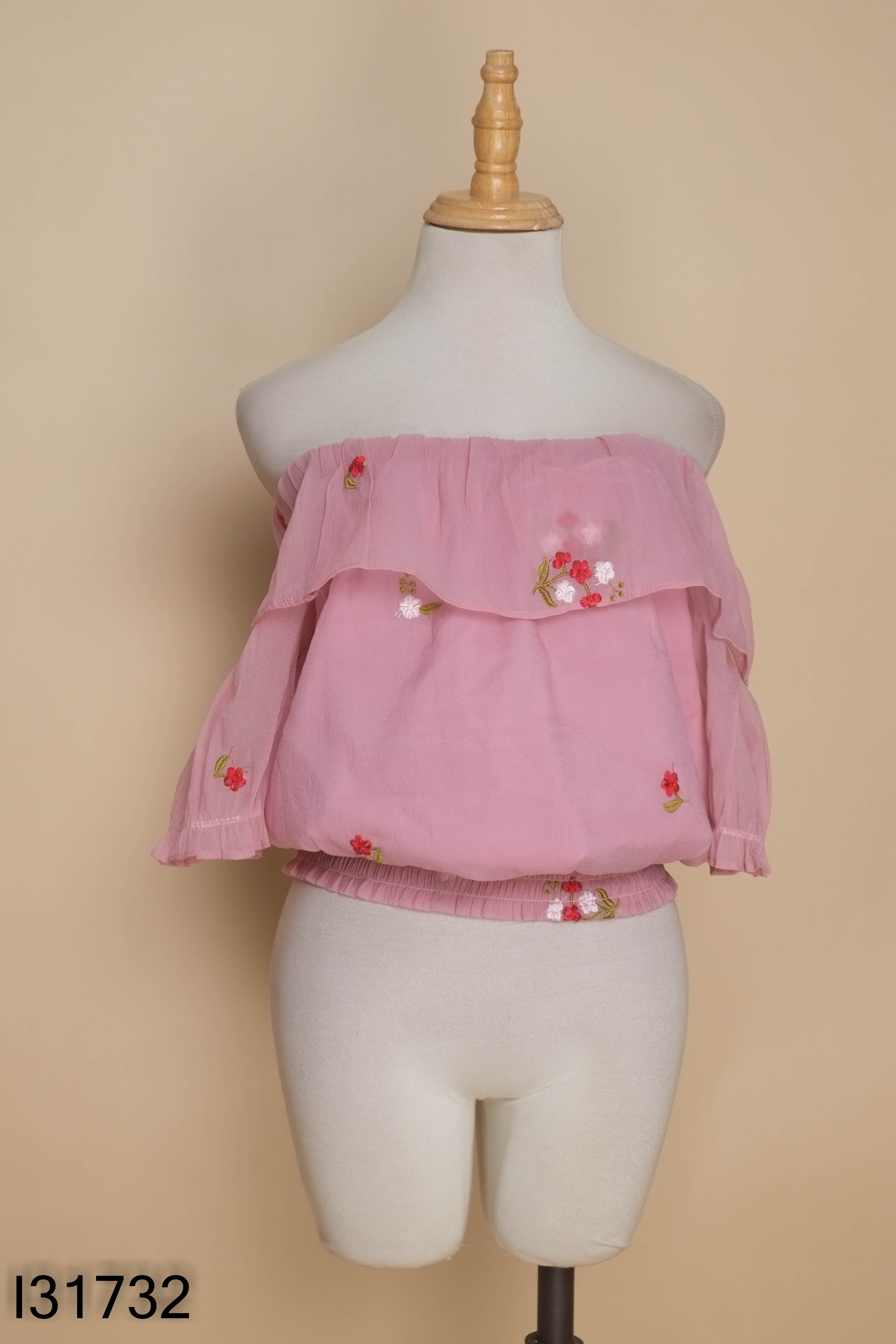 Áo tím thêu hoa cổ chun