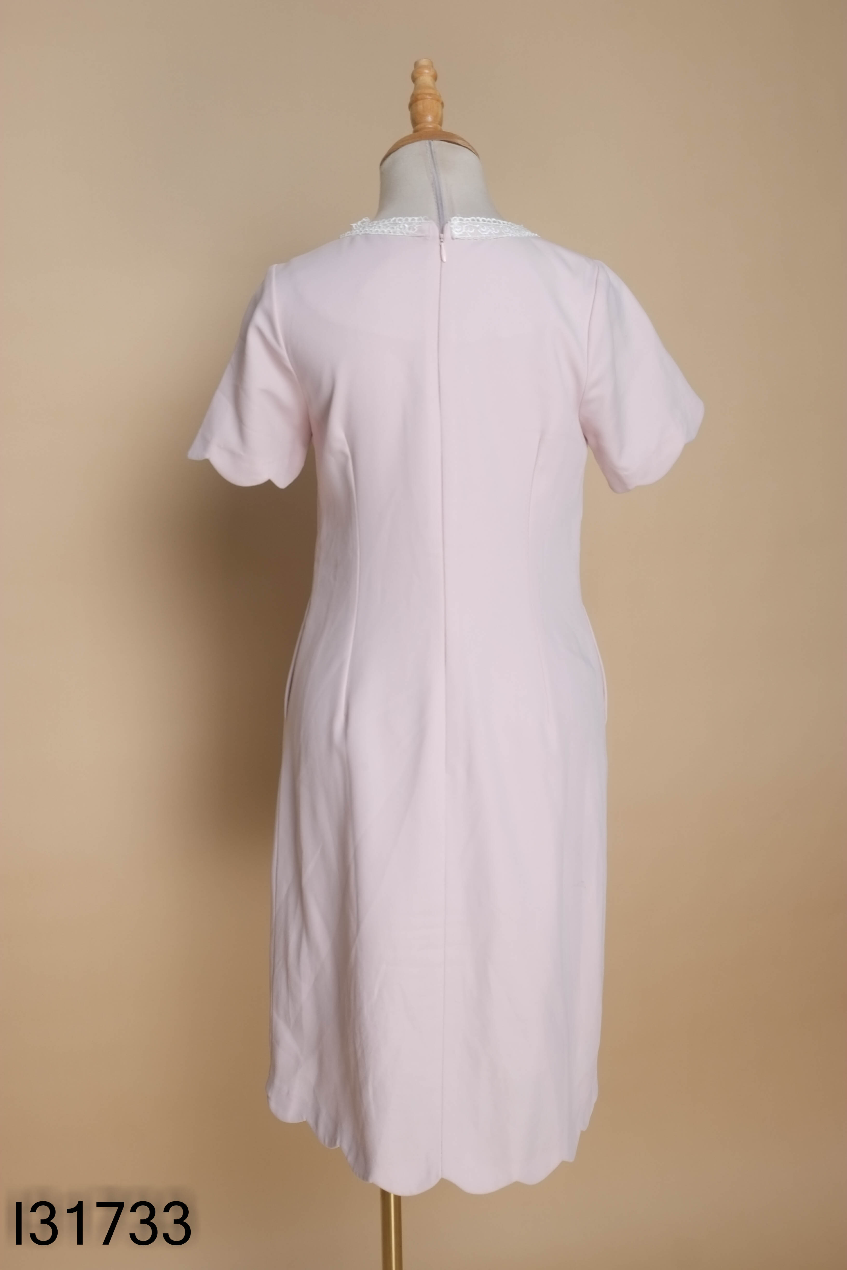 Váy hồng suông ZEN dây buộc ren