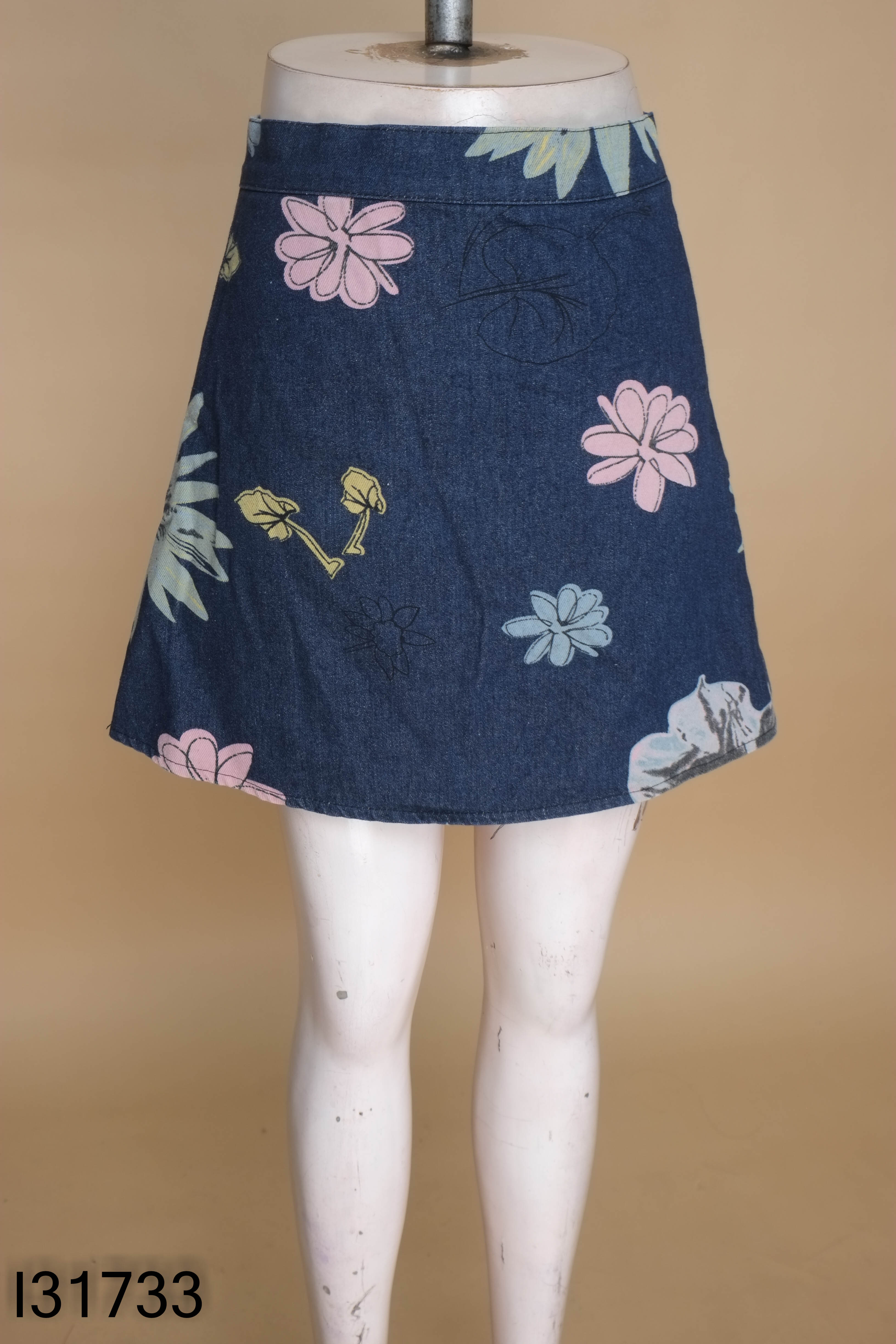 Chân váy jeans xanh hoa