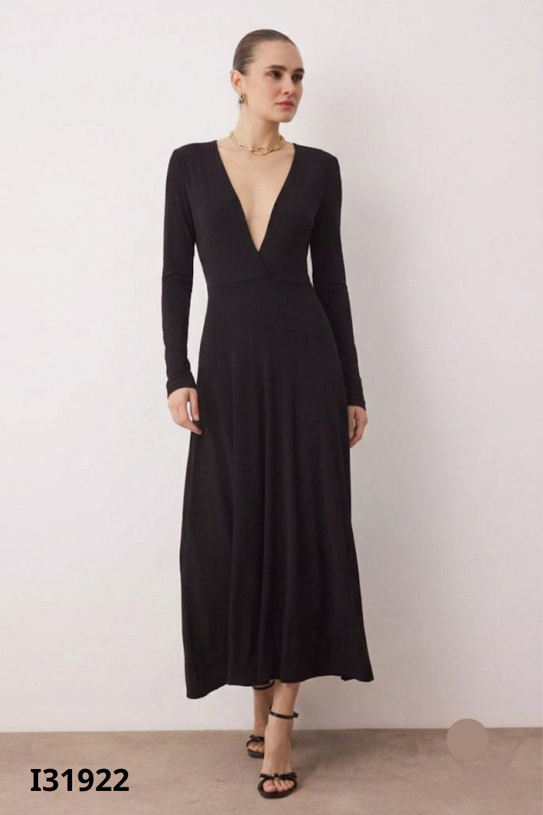 Váy FOREVER 21 đen dáng dài