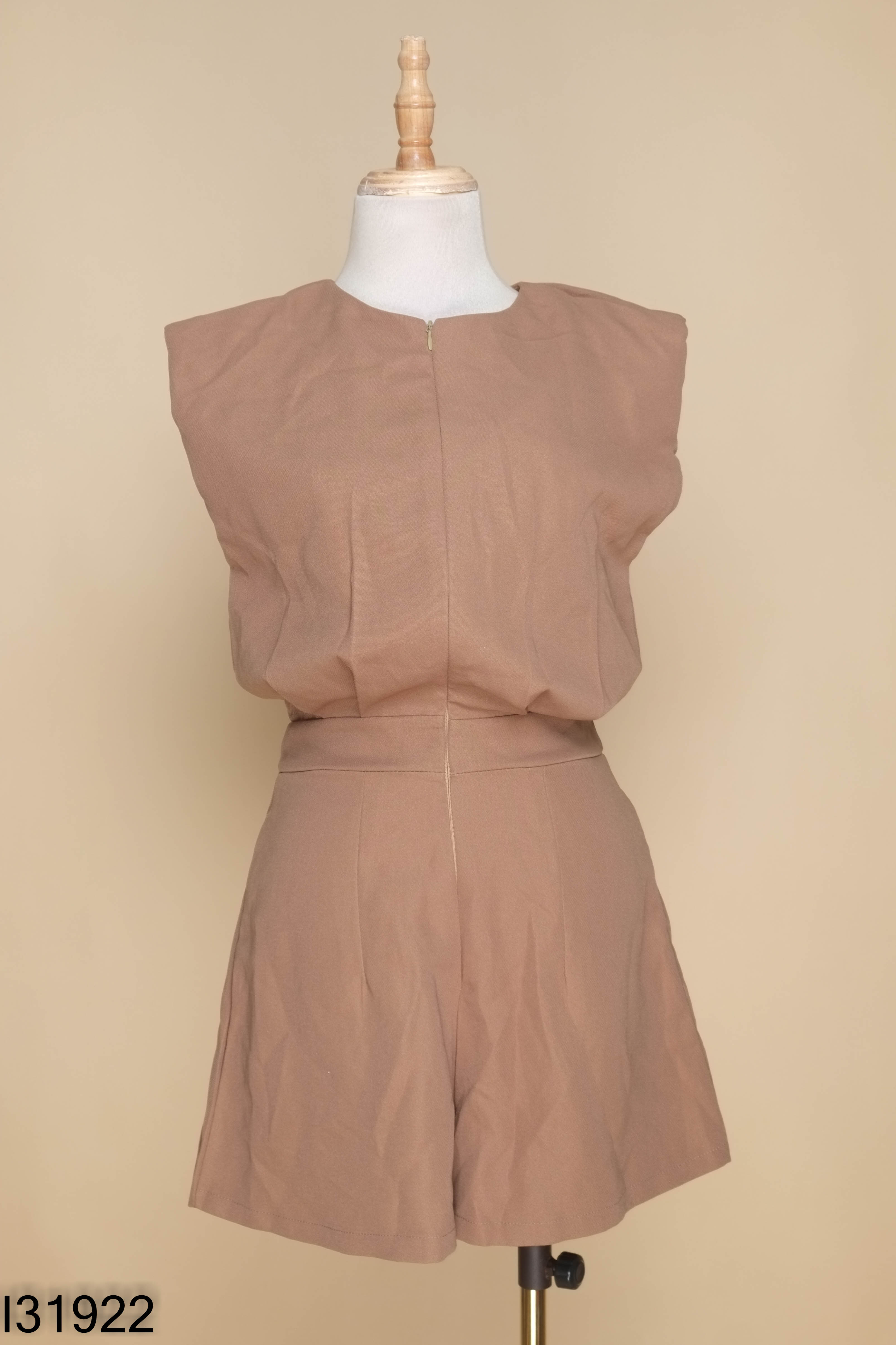Set áo hai dây + jumpsuit nâu