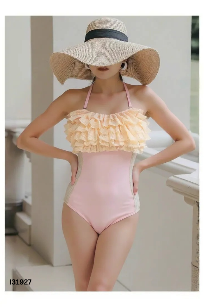 Bikini hồng bèo ren
