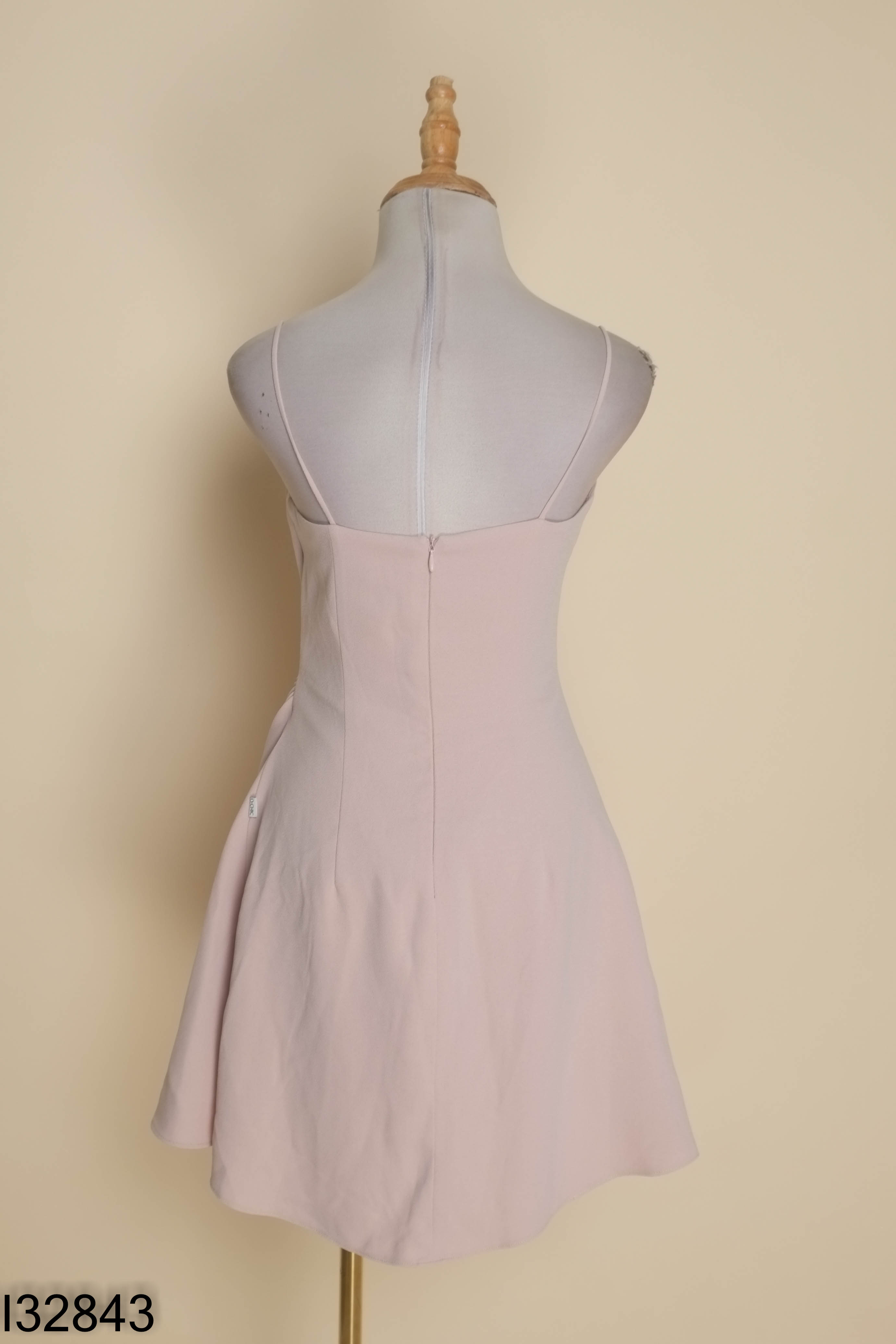 Váy D.CHIC hồng 2 dây