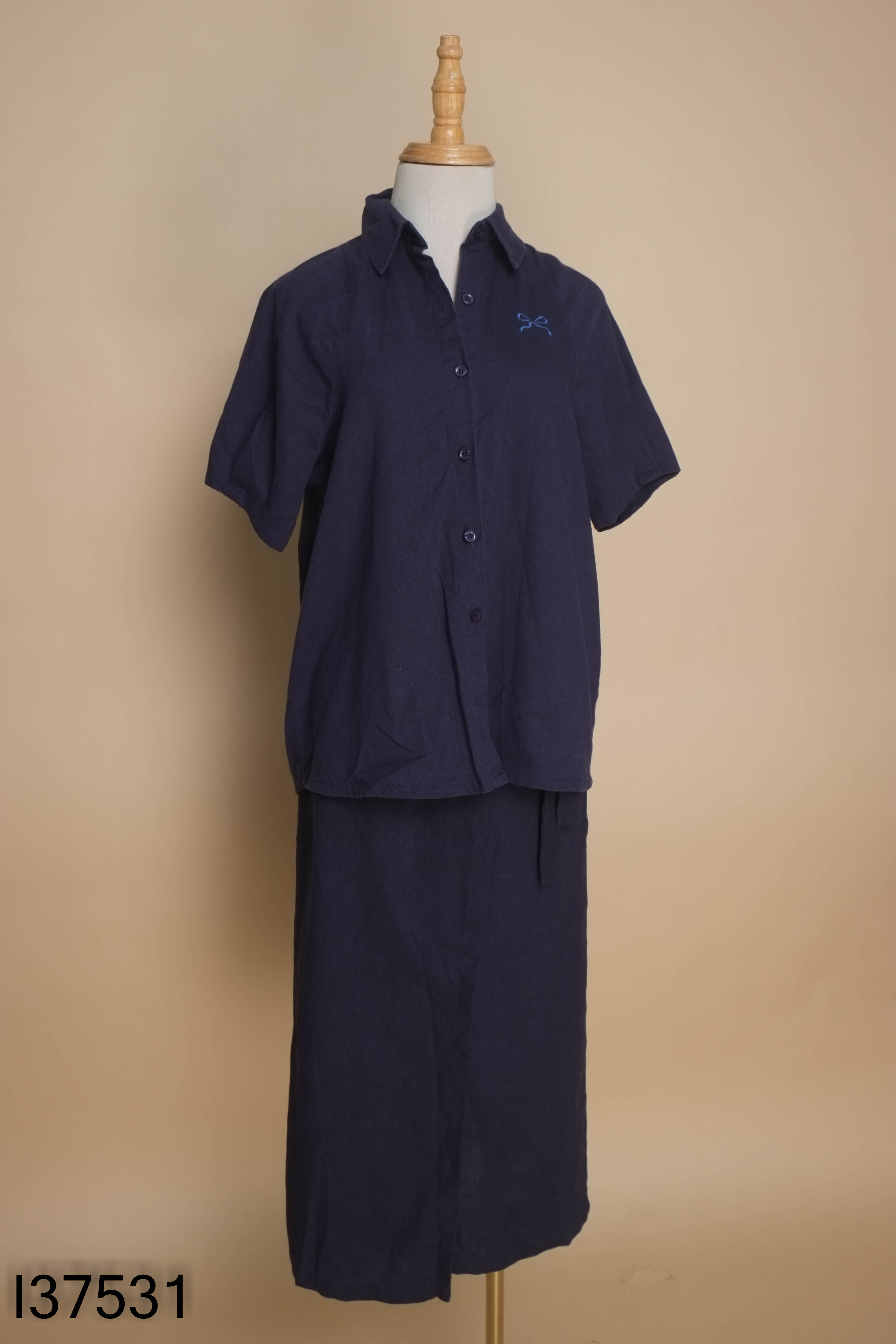 Set Áo linen xanh than thêu nơ + chân váy