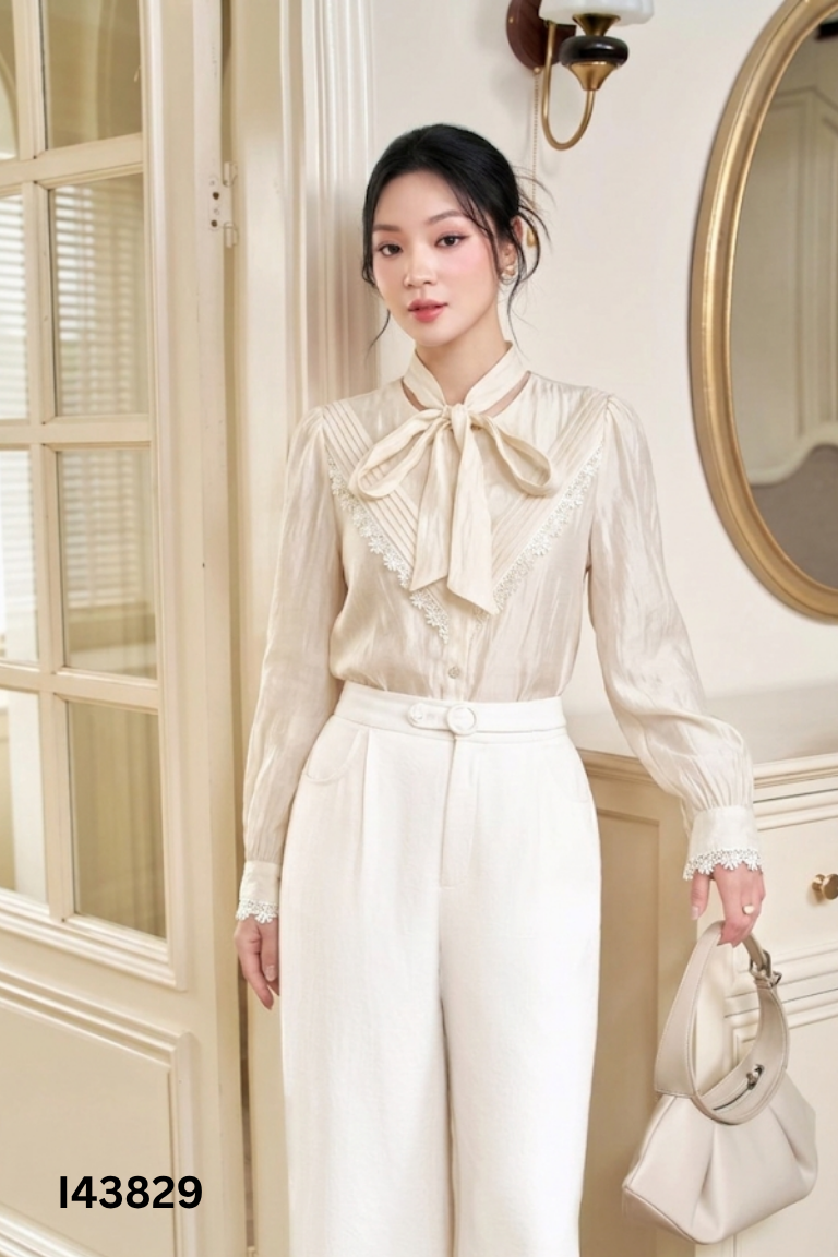 Áo sơ mi voan be cổ buộc