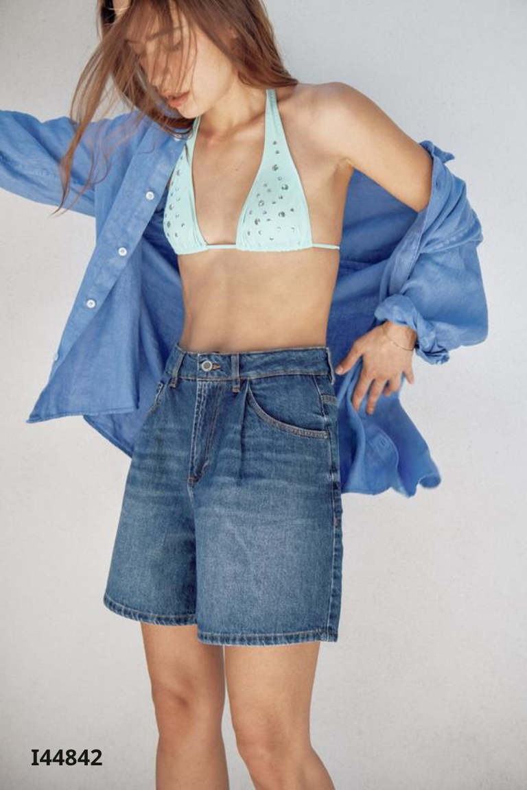 Quần shorts jeans ZARA xanh