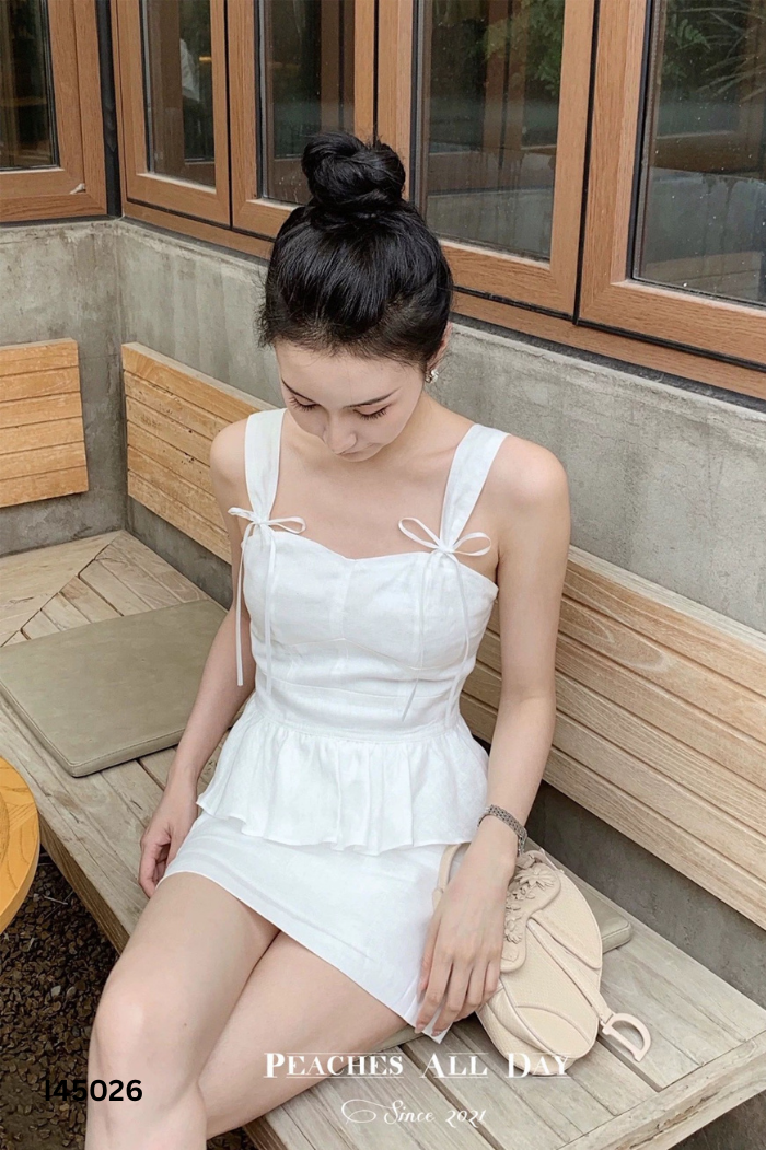 Áo kiểu trắng trơn