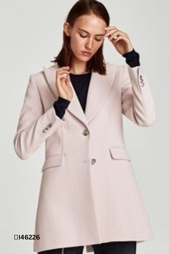 Áo be ZARA cúc bạc cổ vest (có vết bẩn nhỏ)
