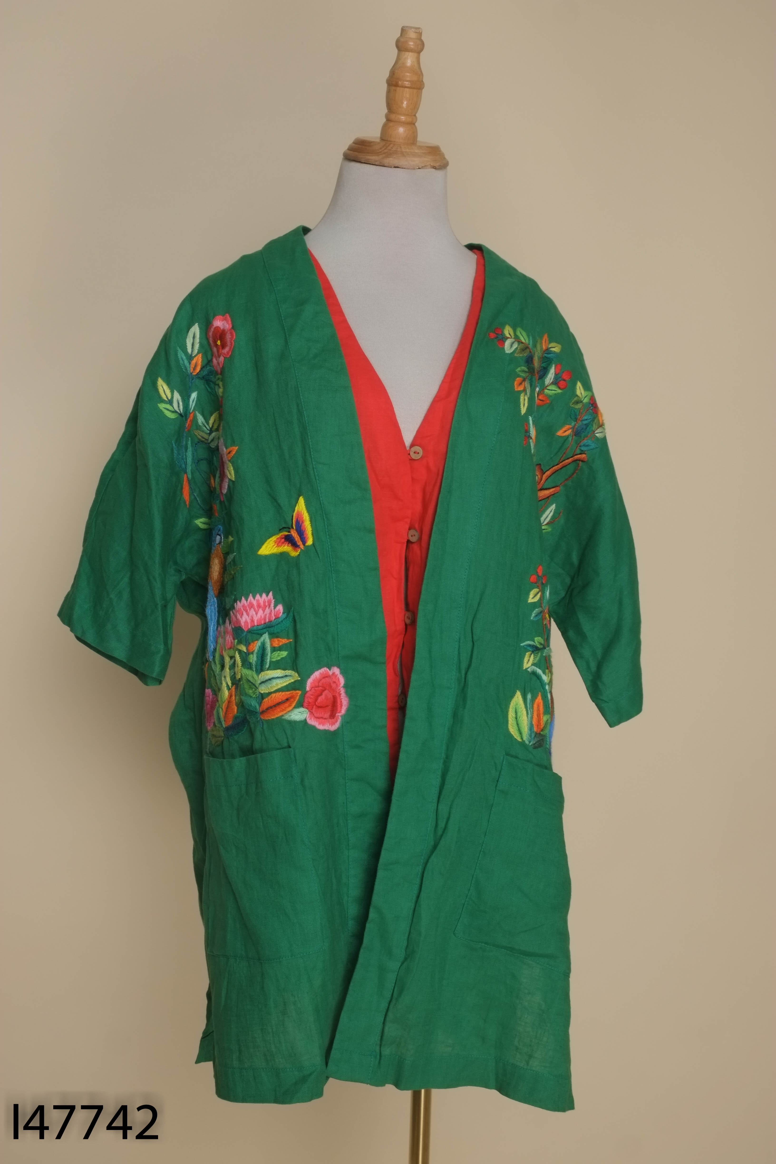 Set áo xanh G.CAO thêu hoa+áo gile cam