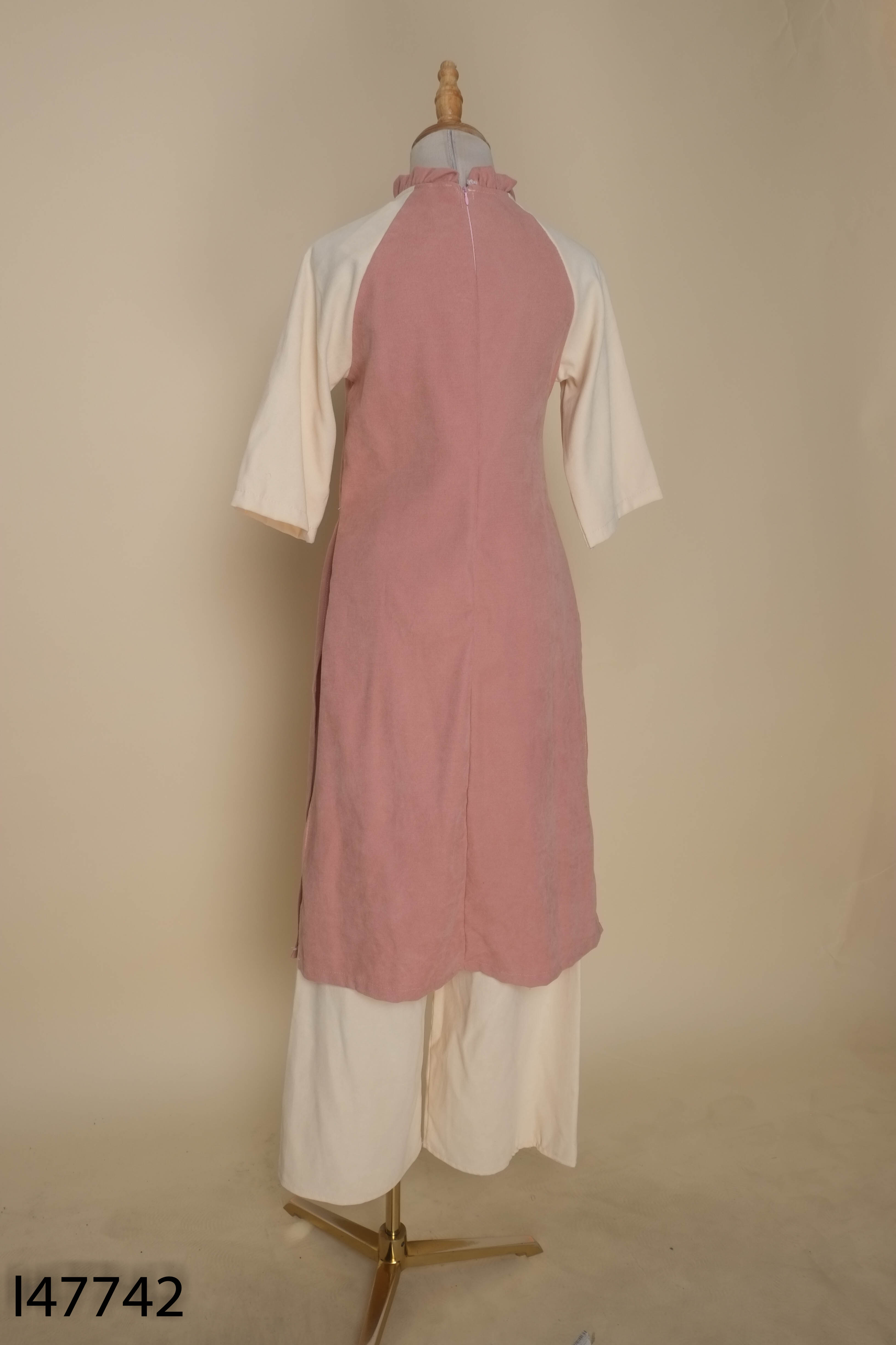 Set áo dài hồng K.ER+quần