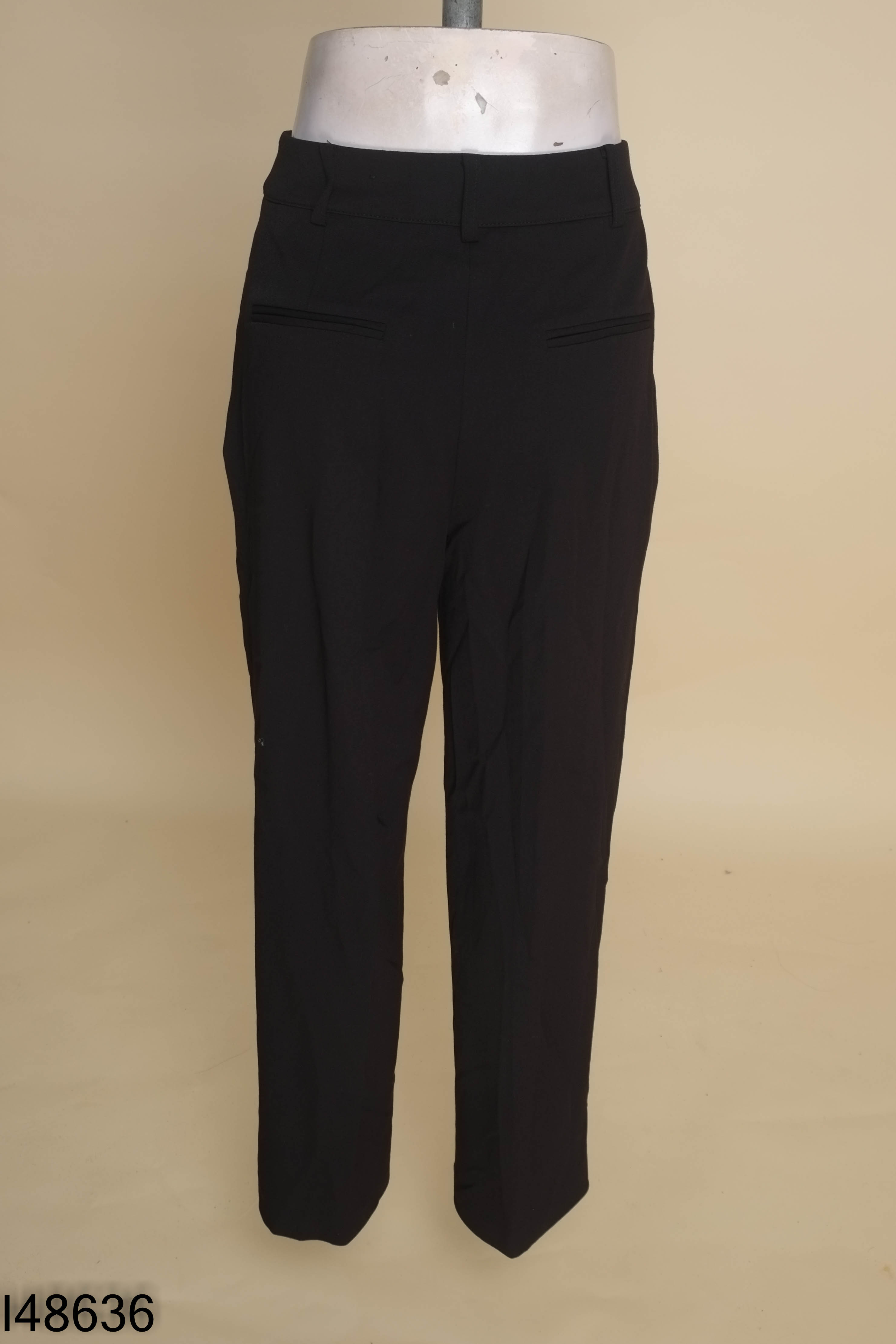 Quần dài MIXXO đen trơn