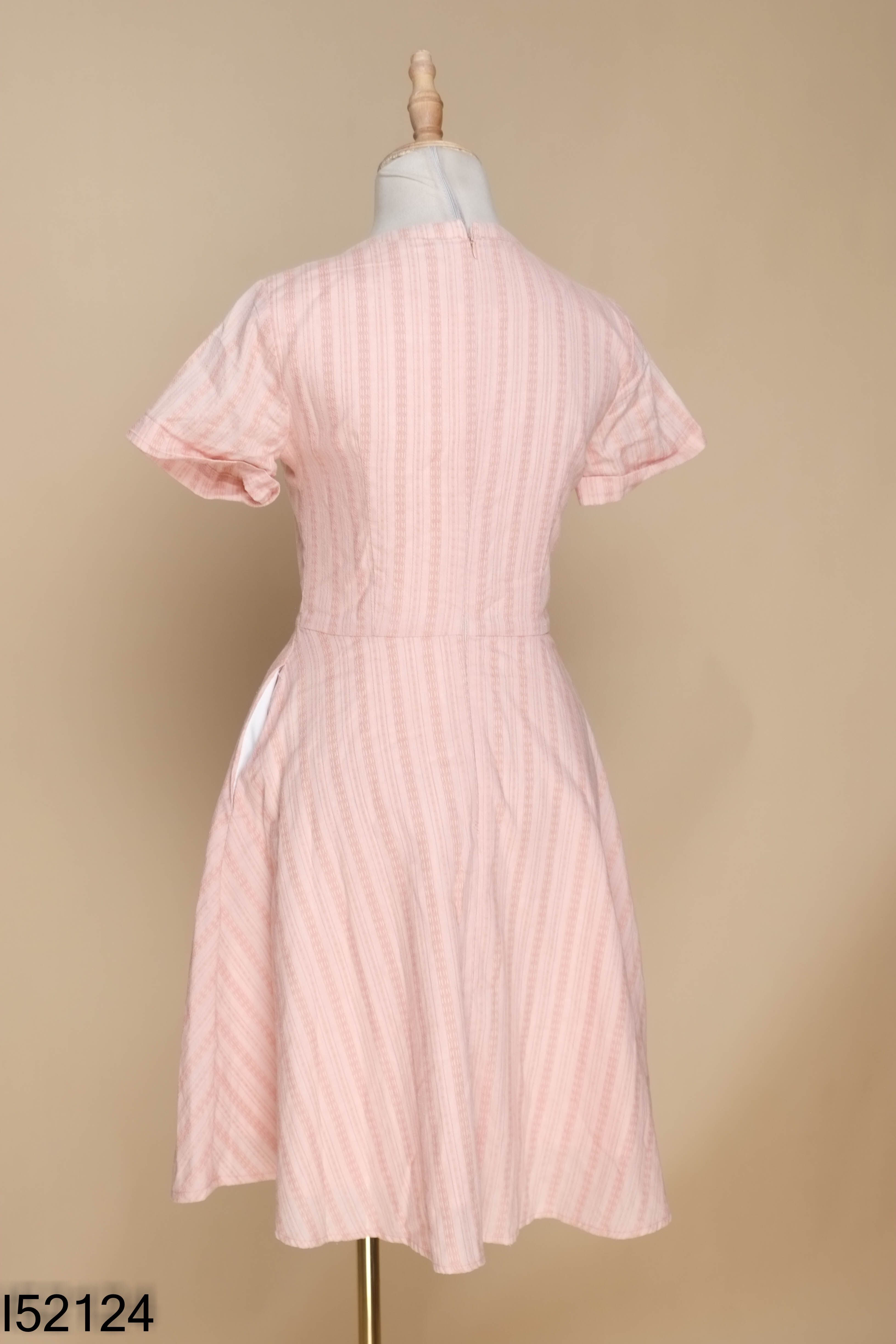 Váy hồng ADORE DRESS thêu hoa