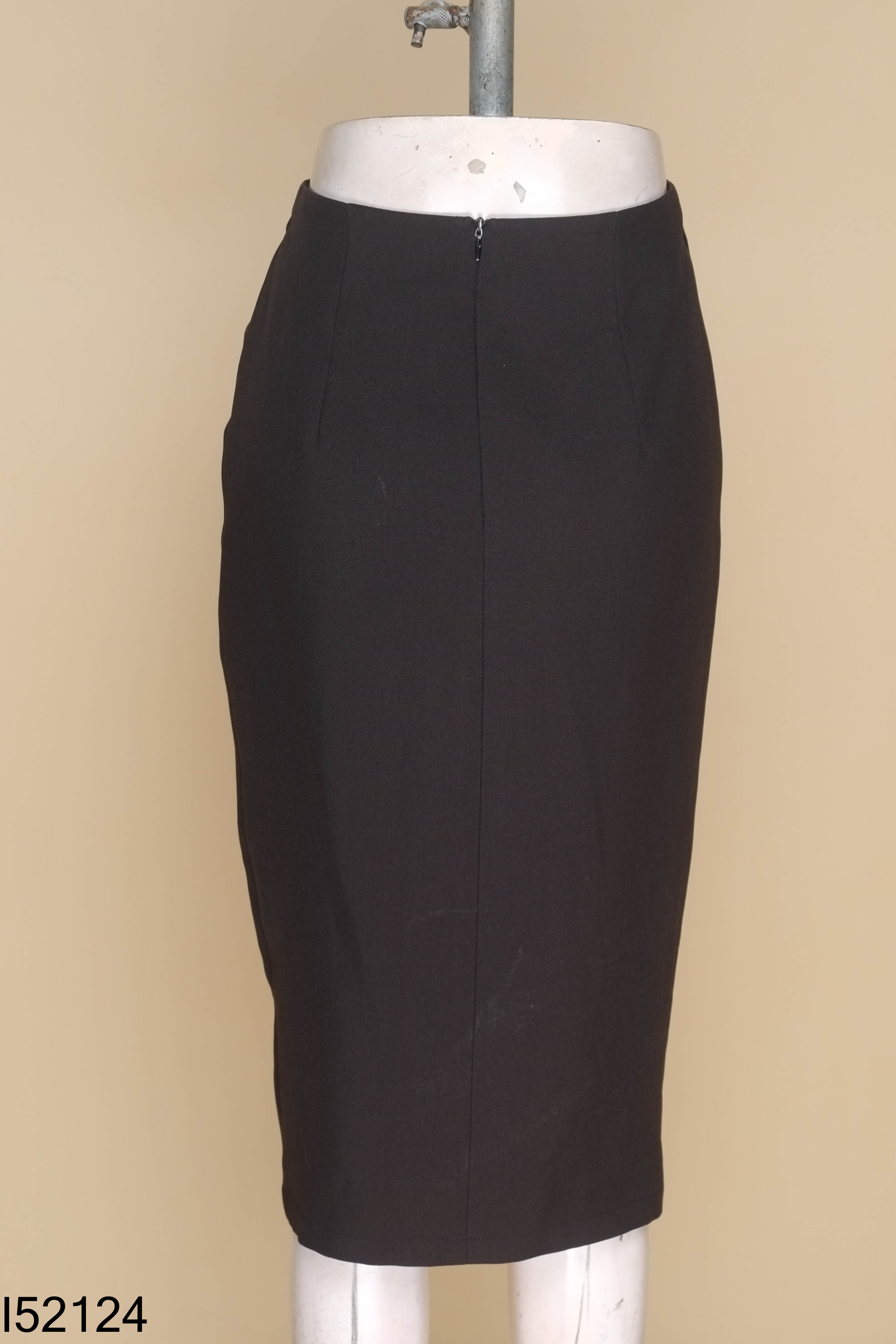 Chân váy ADORE DRESS đen dúm eo