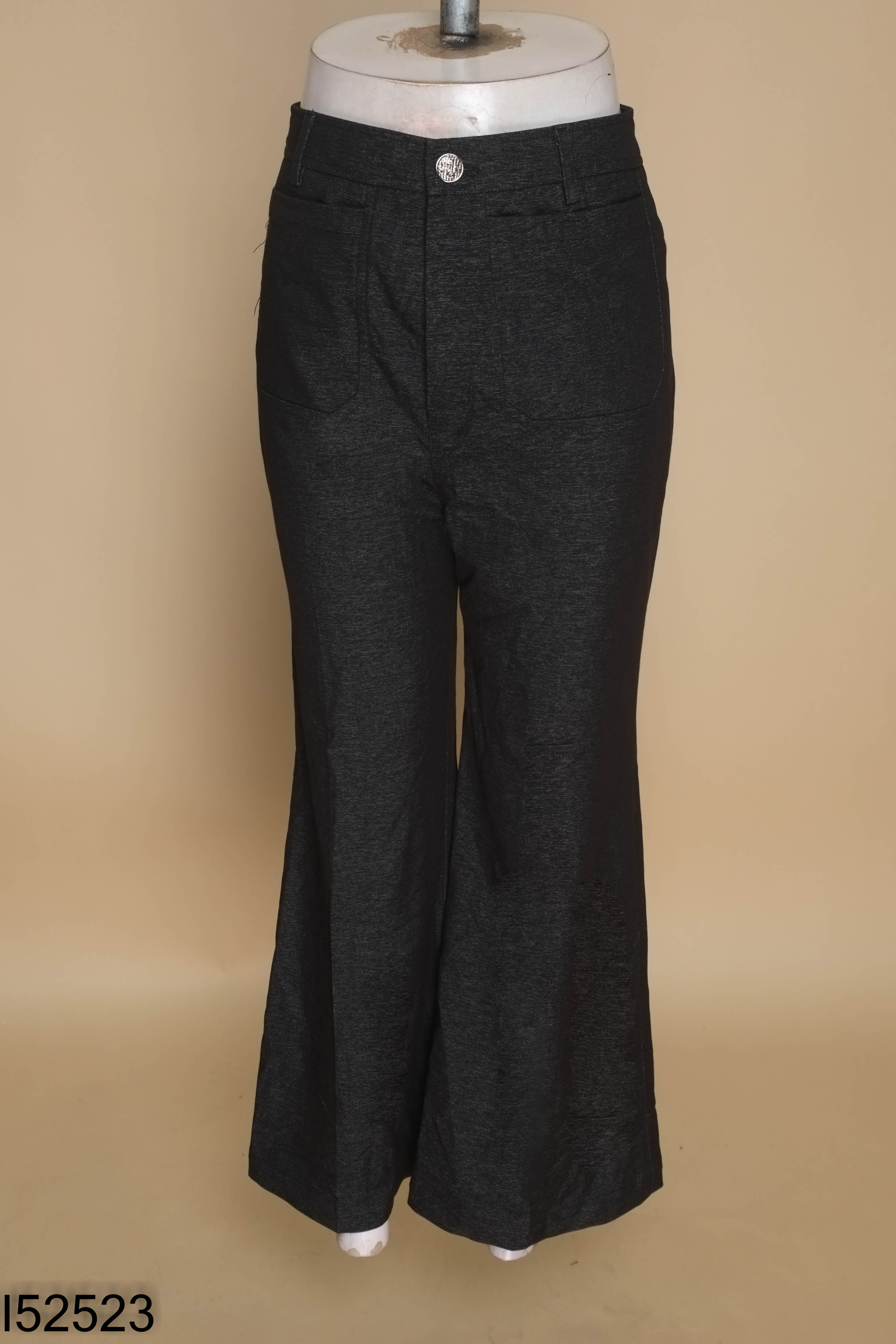 Quần đen ELEGANCE dáng loa