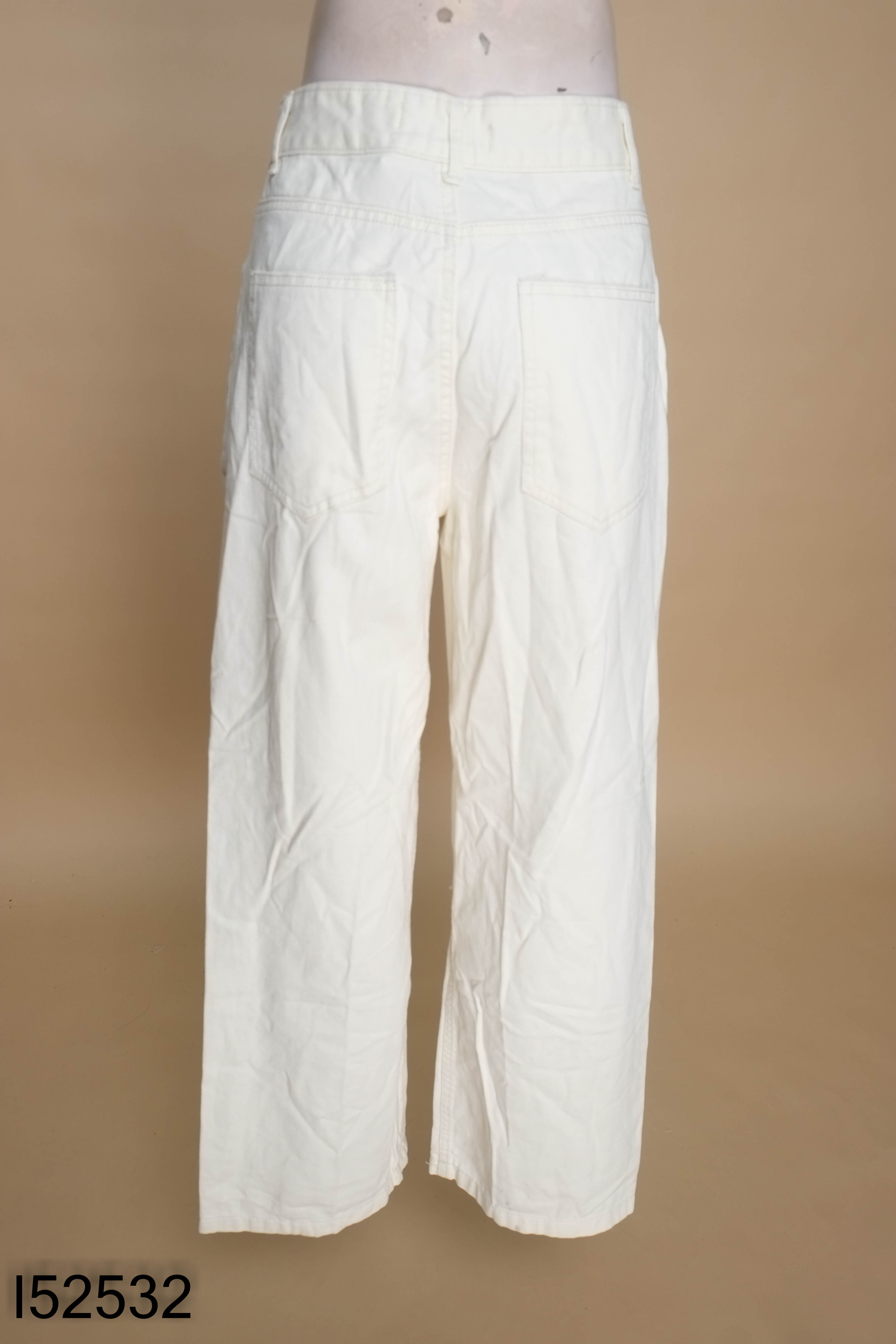 Quần jeans suông be trơn