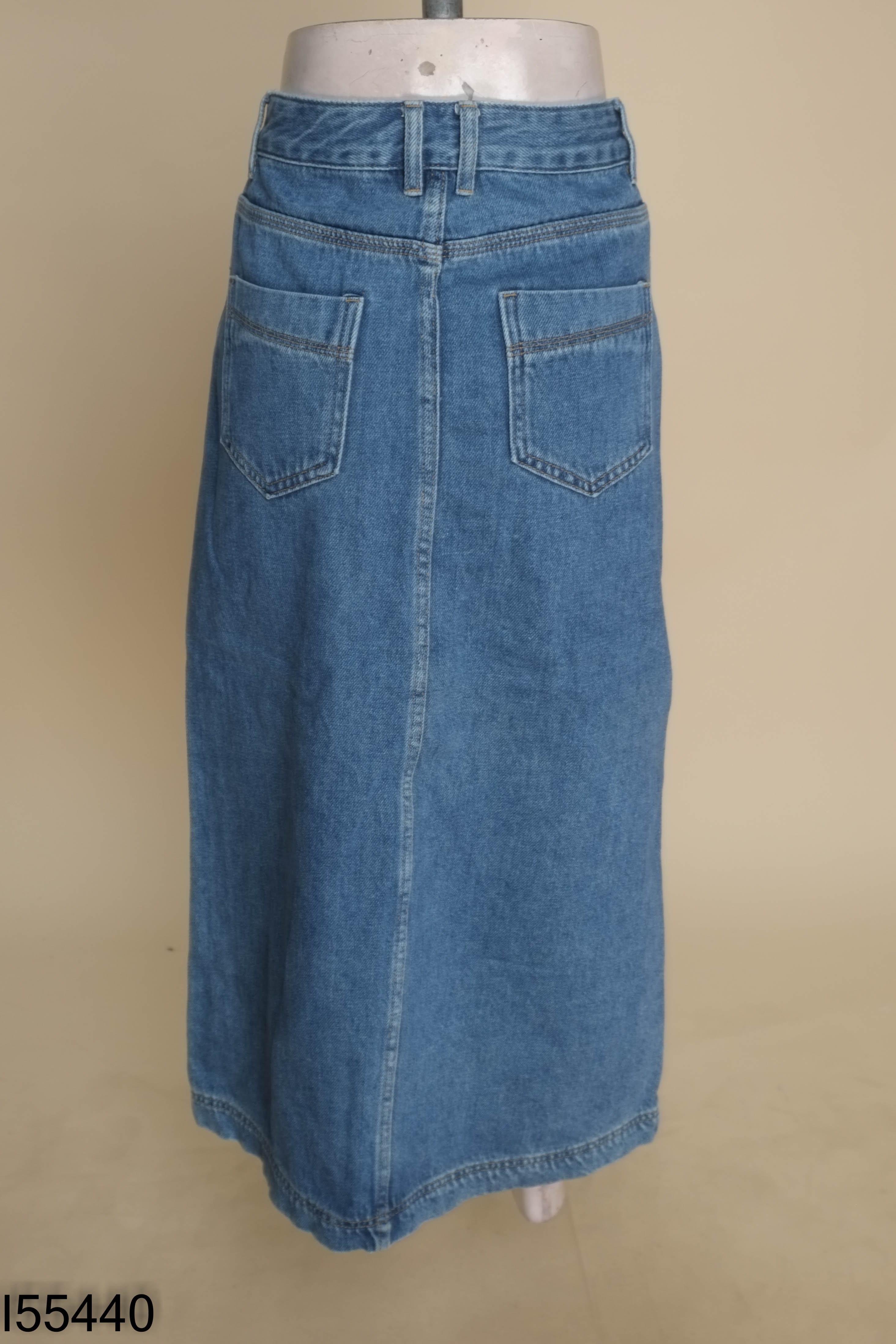 Chân váy jeans xanh xẻ