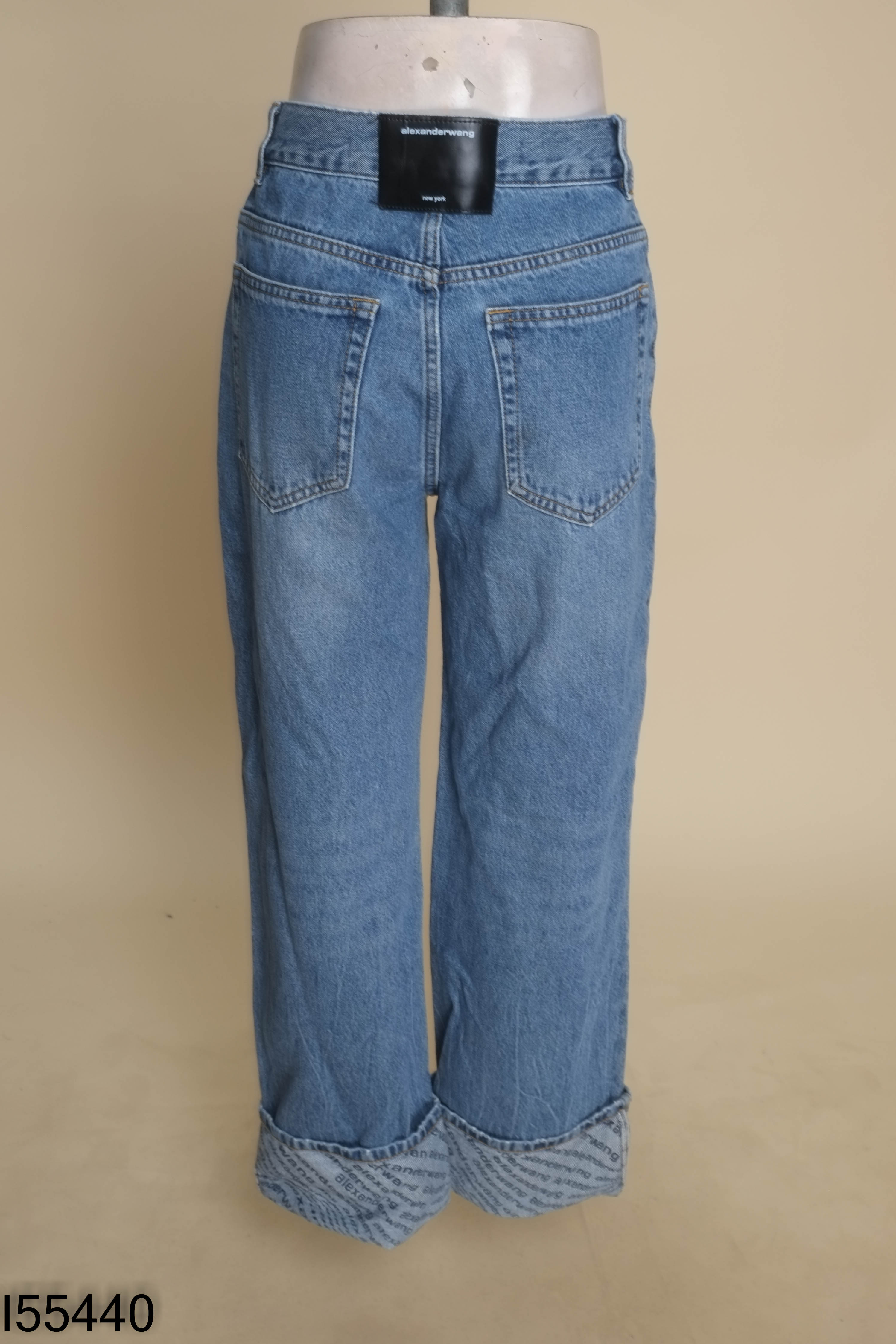 Quần jeans xanh bẳn ống