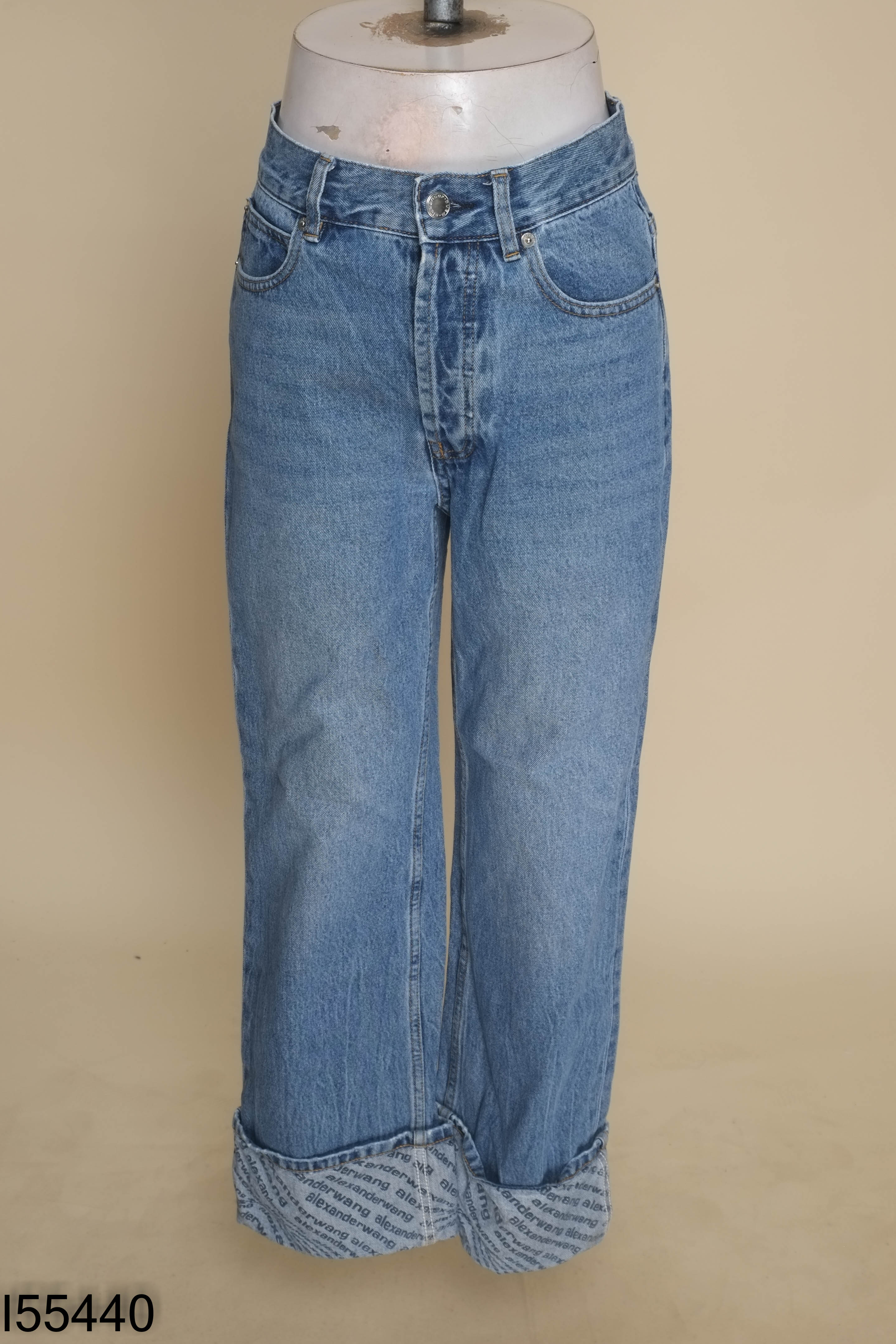 Quần jeans xanh bẳn ống