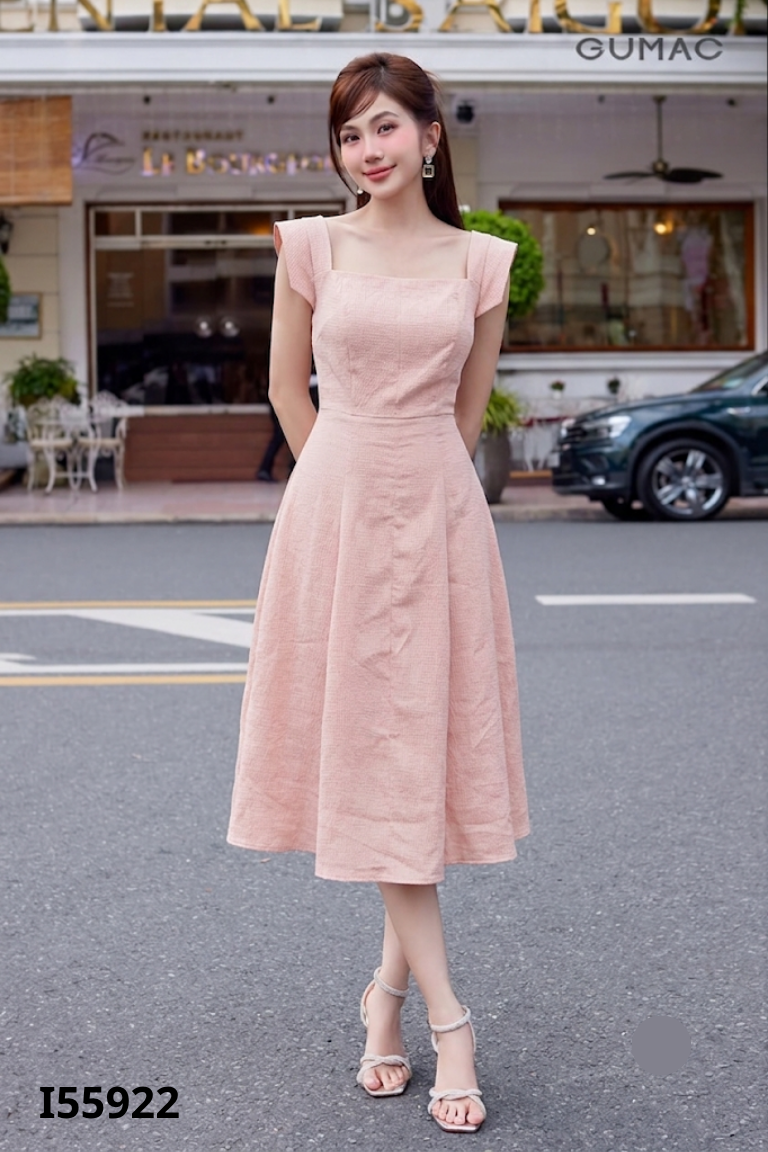 Váy MAI DE hồng cổ vuông