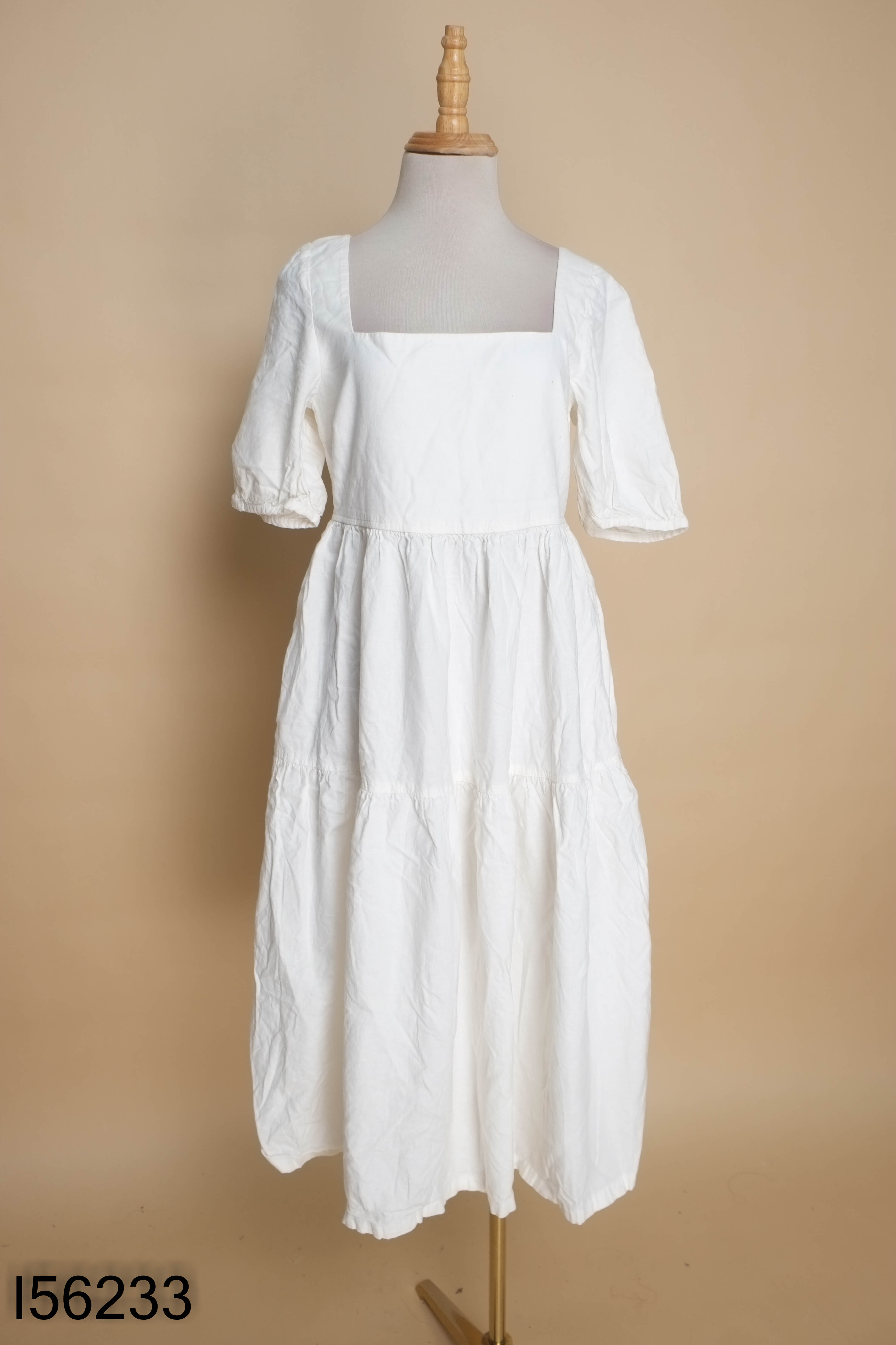 Váy babydoll be UNIQLO cổ vuông