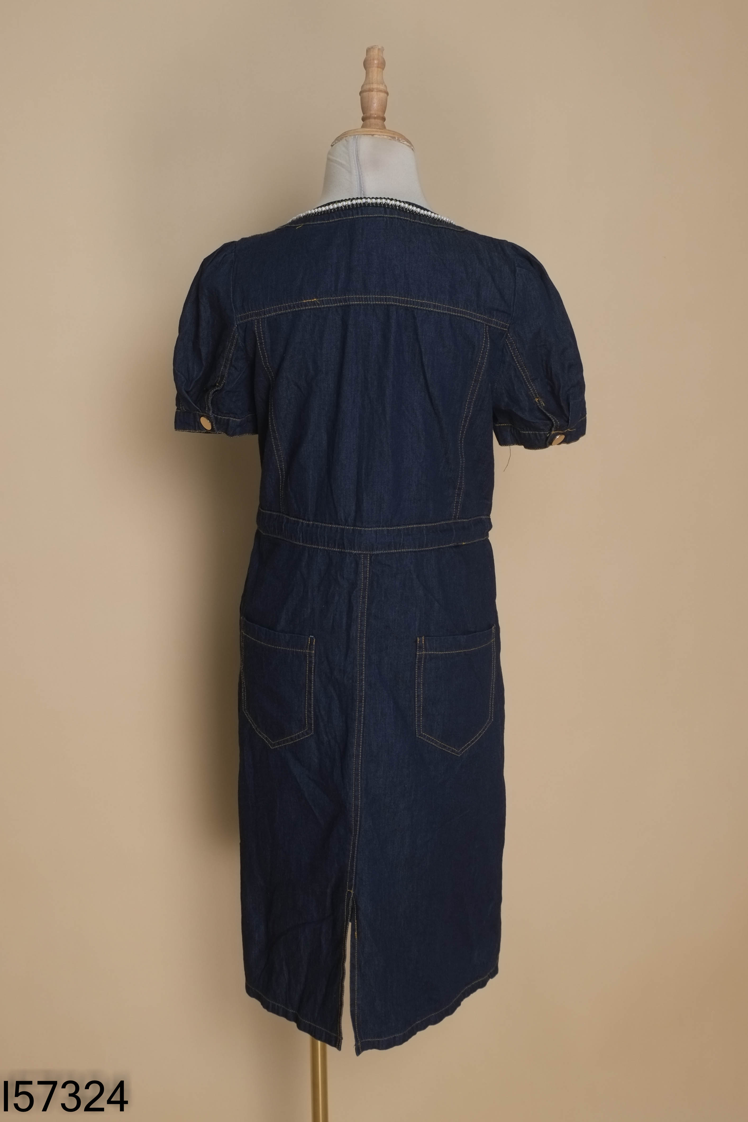 Váy jeans xanh viền ngọc